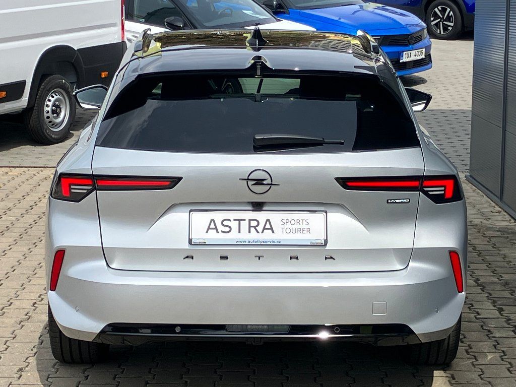 Opel Astra, ST ULTIMATE Hybrid 1.2 Turbo - fotka 5