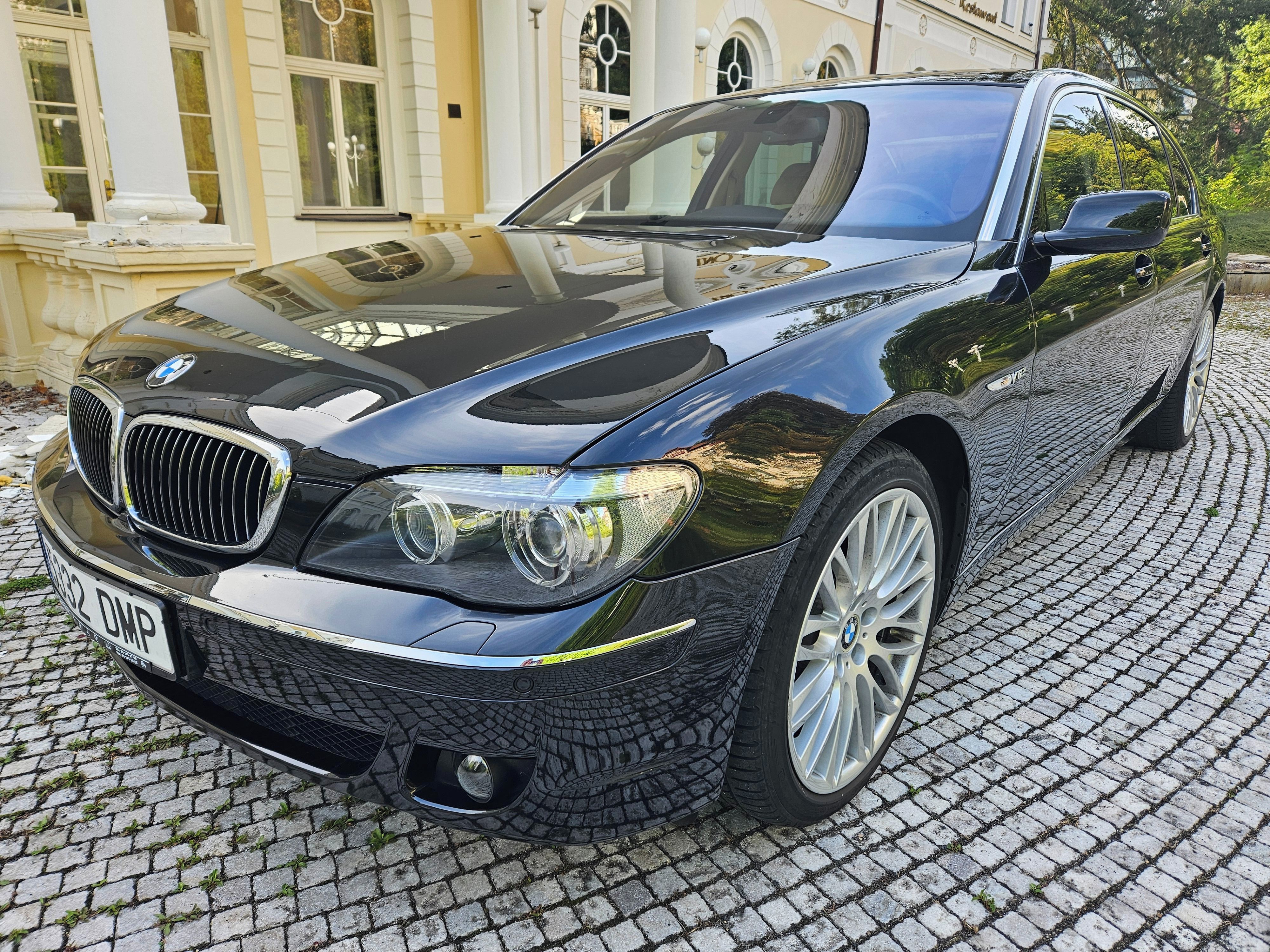 BMW Řada 7, 760 Li 1.majitel, 33.700 km!!! - fotka 5