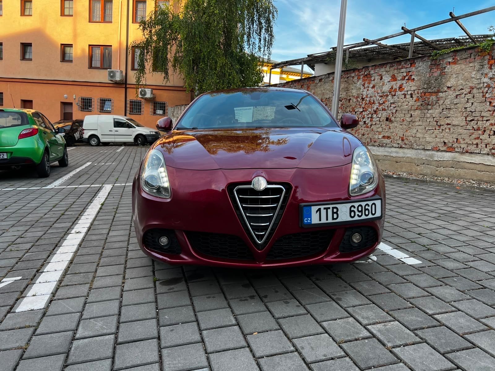 Alfa Romeo Giulietta, 2.0 JTDm 170HP SERVISOVÁNO - fotka 6