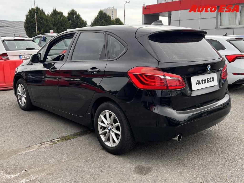 BMW Řada 2, 1.5 i 218i,ČR,AT,tempo - fotka 2