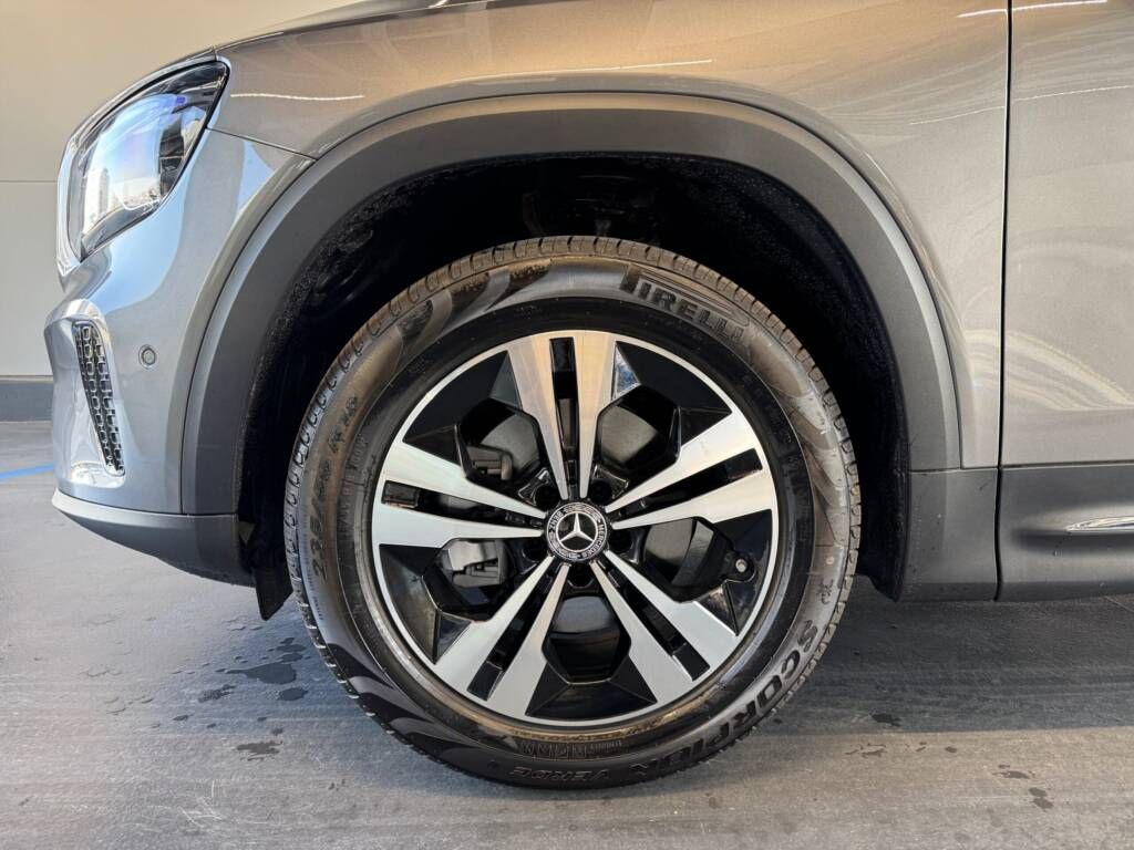 Mercedes-Benz GLB, 200 - fotka 5