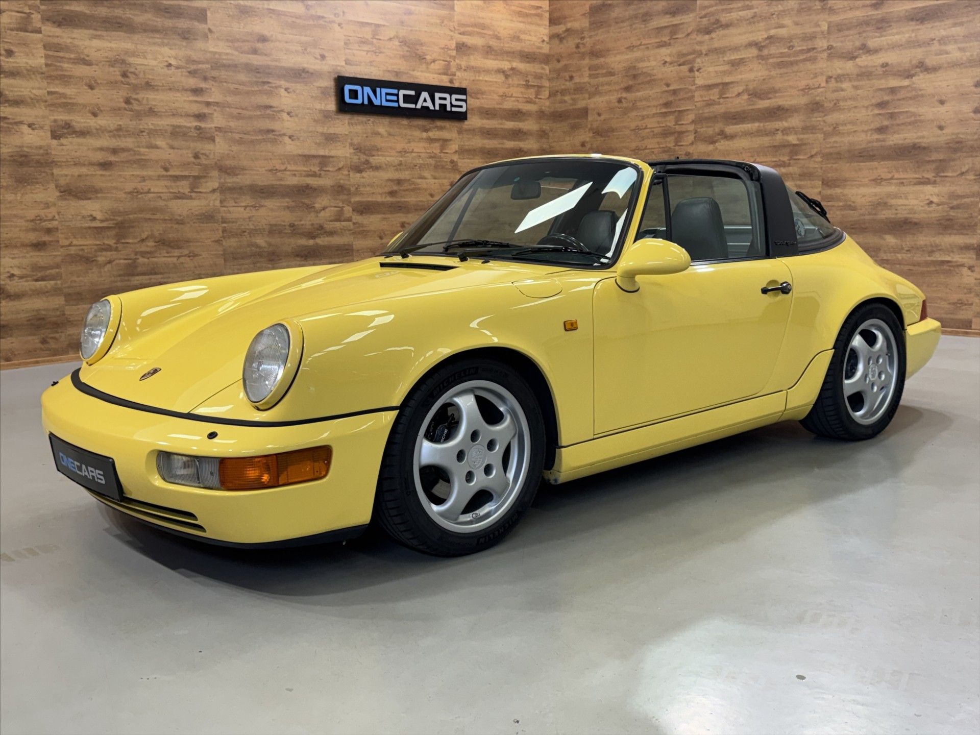 Porsche 911, 964 CARRERA TARGA 4 - fotka 4