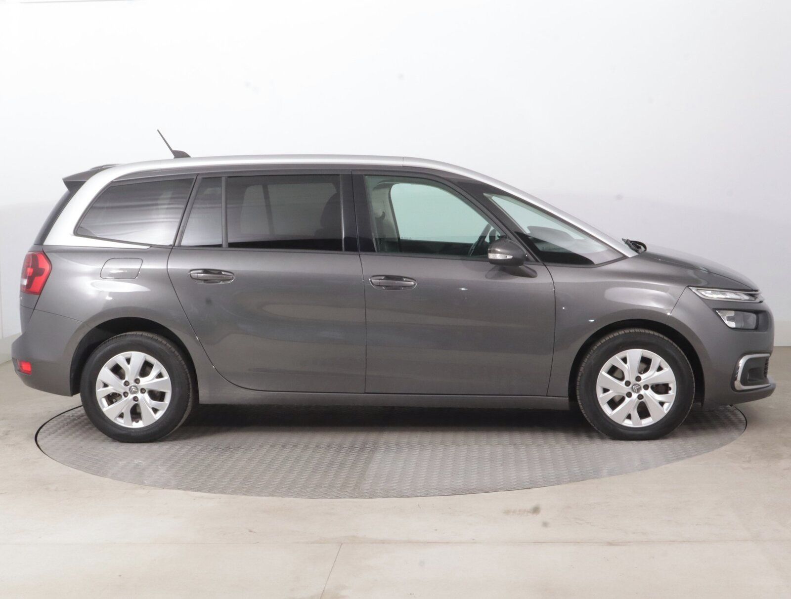 Citroën Grand C4 SpaceTourer, 1.5 HDi, Automat, 7 míst, Navi - fotka 6