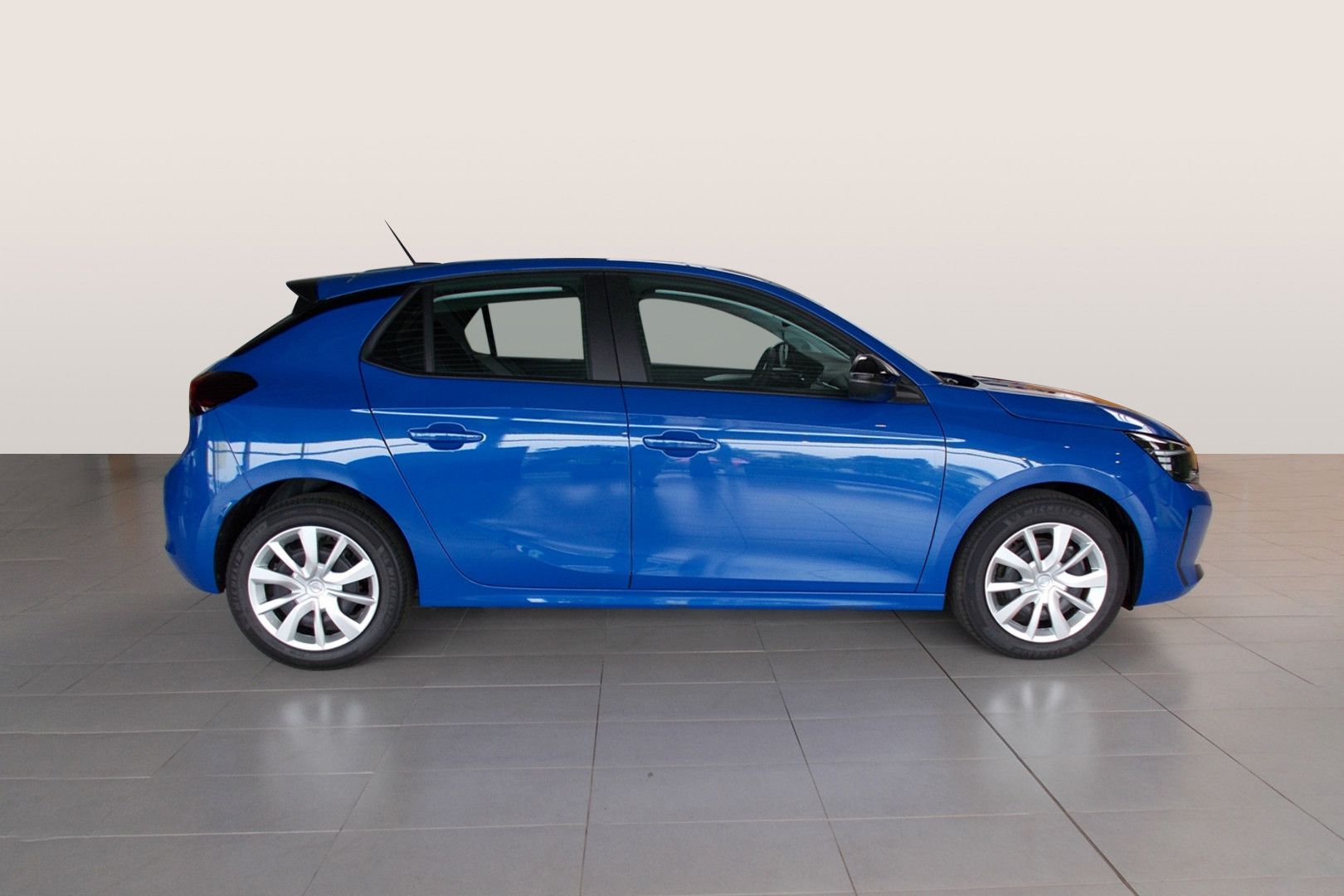 Opel Corsa, Edition 1.2 TURBO (74kW/100k) - fotka 6