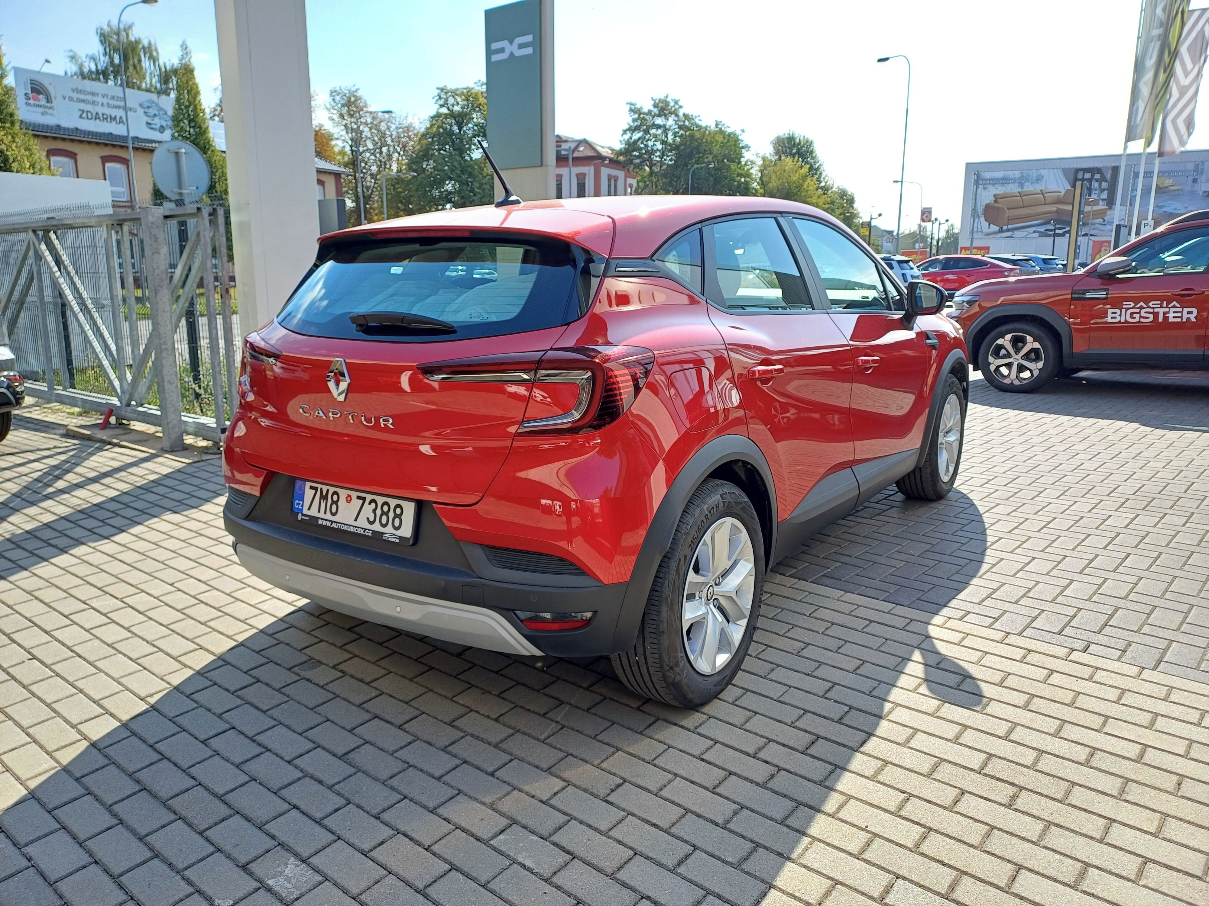 Renault Captur, equilibre TCe 90 - fotka 3