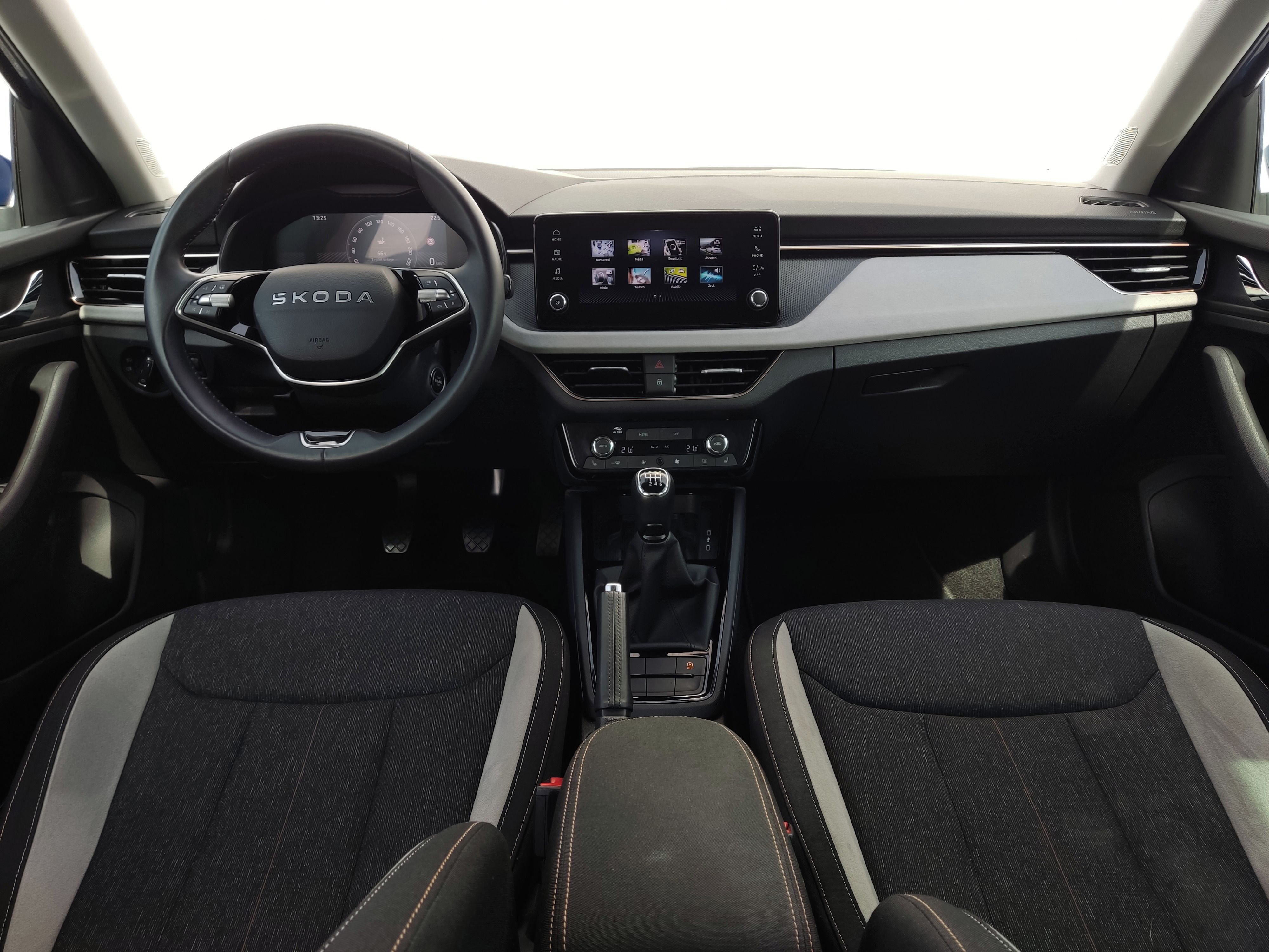 Škoda Scala, 1.5 TSI 110 kW Top Selection - fotka 5