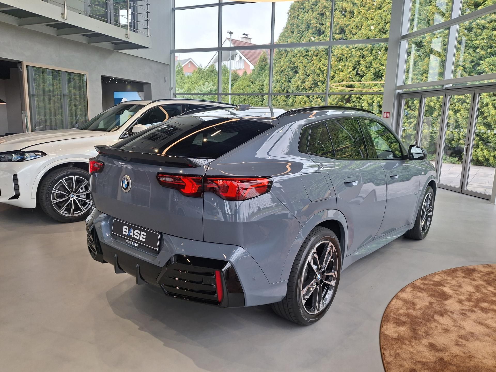 BMW X2, xDrive20d M-Sport - fotka 6