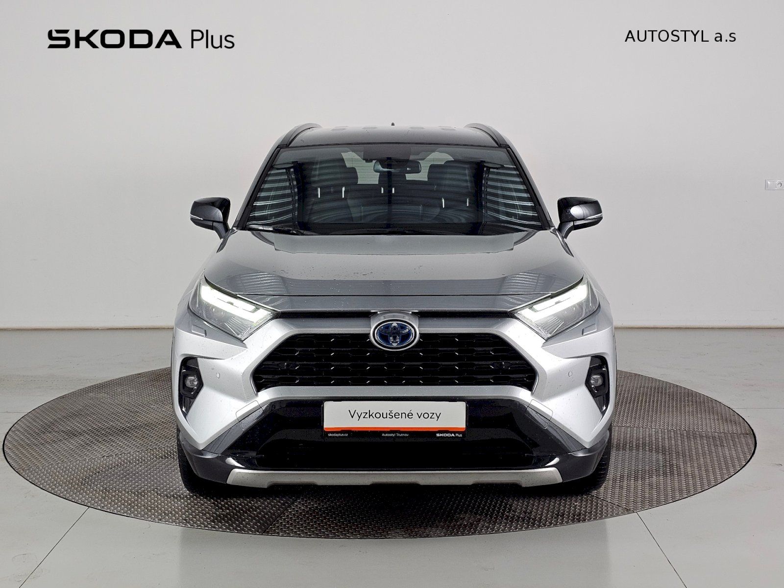 Toyota Rav4, 2.5HEV 222k 4X4 SELECTION - fotka 4