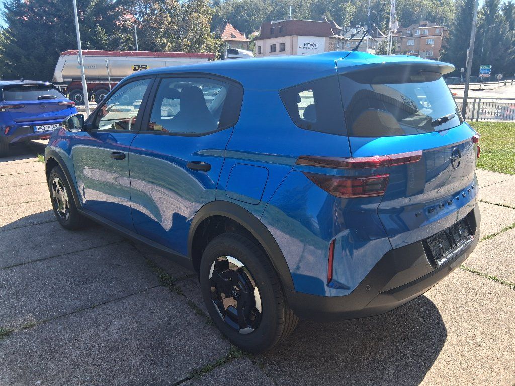 Opel Frontera, EDITION HYBRID 1,2 TURBO 81kW - fotka 6