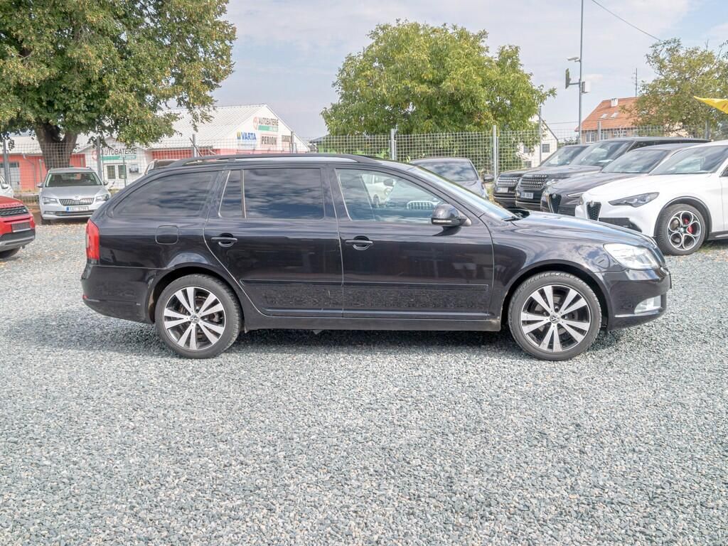 Škoda Octavia, 1.2T 77KW – VÝBAVA - fotka 4