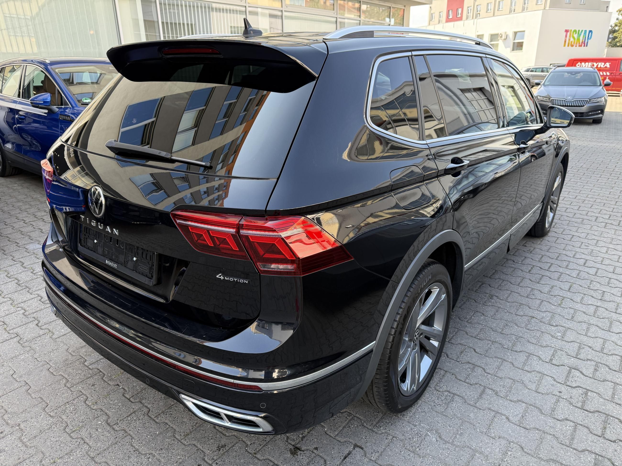 Volkswagen Tiguan Allspace, 2.0 TSI 140kW 4x4 DSG R-Line - fotka 6