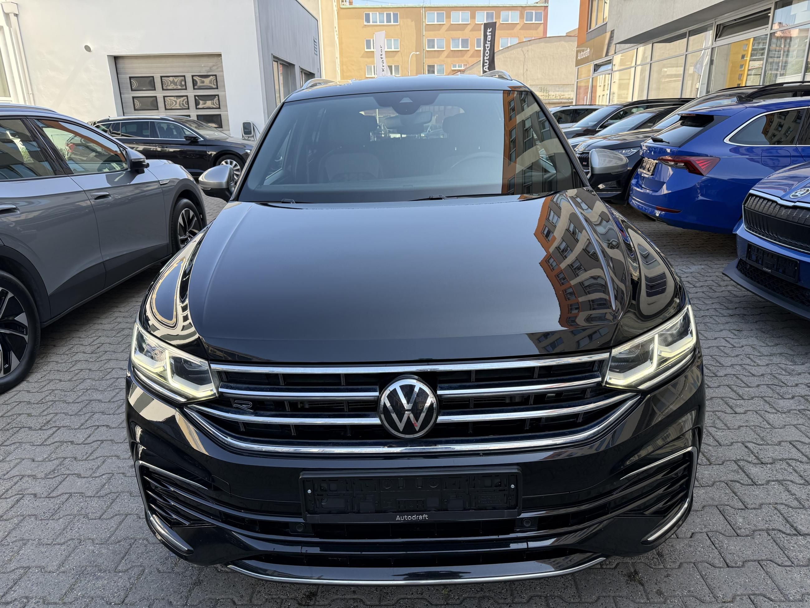 Volkswagen Tiguan Allspace, 2.0 TSI 140kW 4x4 DSG R-Line - fotka 2