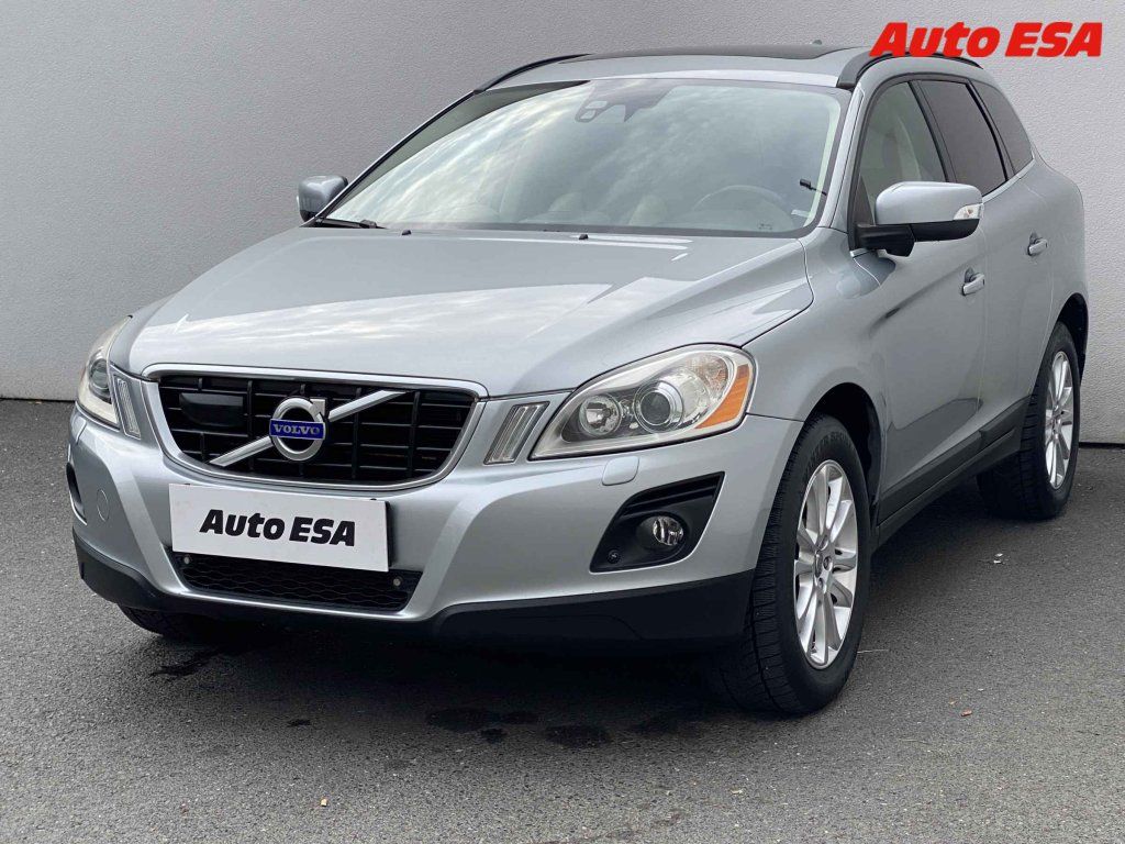 Volvo XC60, 2.4D,ČR - fotka 3