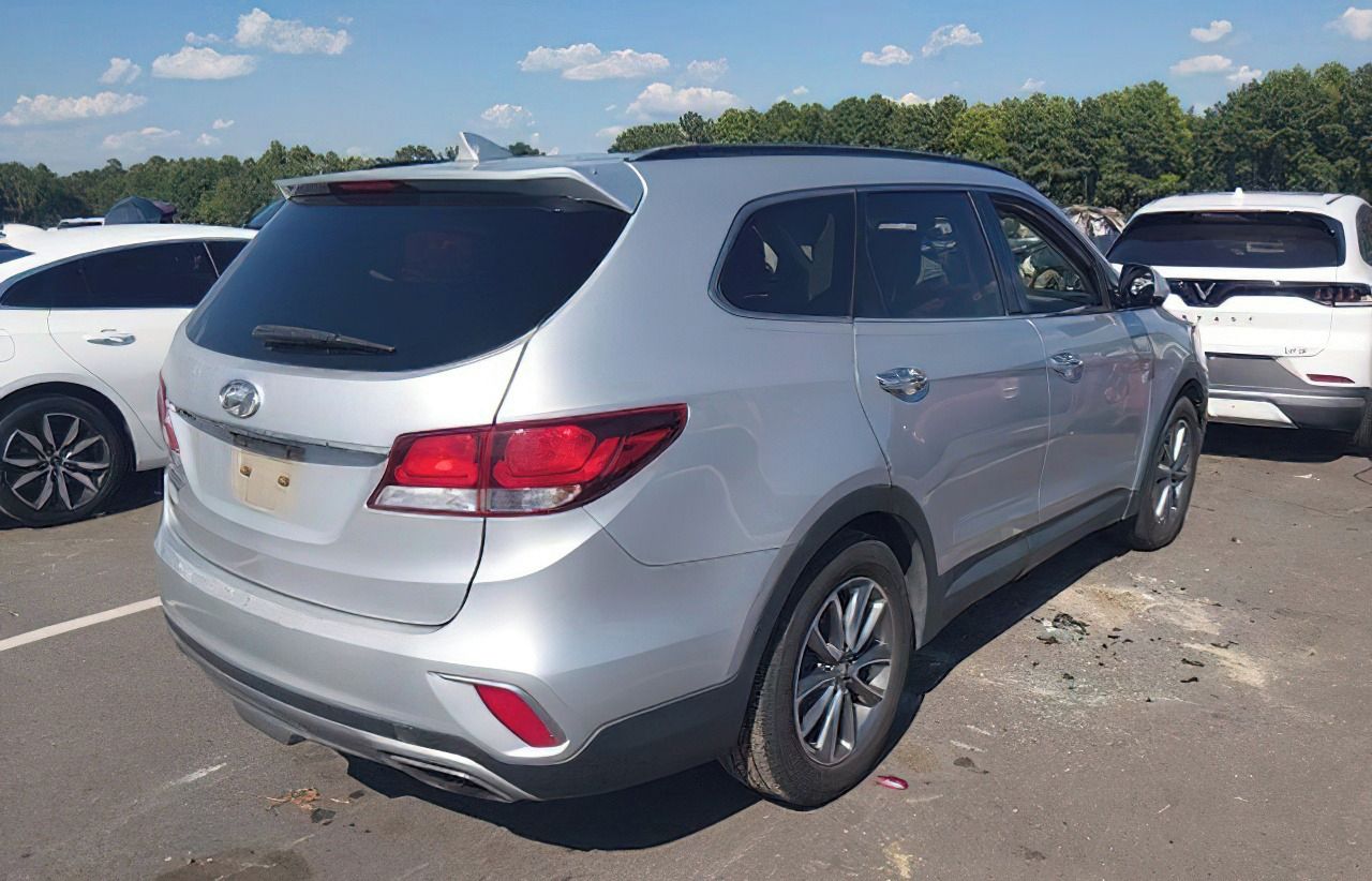 Hyundai Santa Fe, Auto na cestě - fotka 4