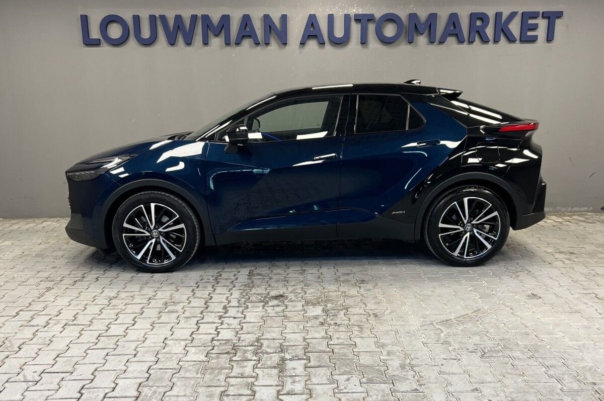 Toyota C-HR, 2,0 HYBRID AT AWD EXECUTIVE PR - fotka 3