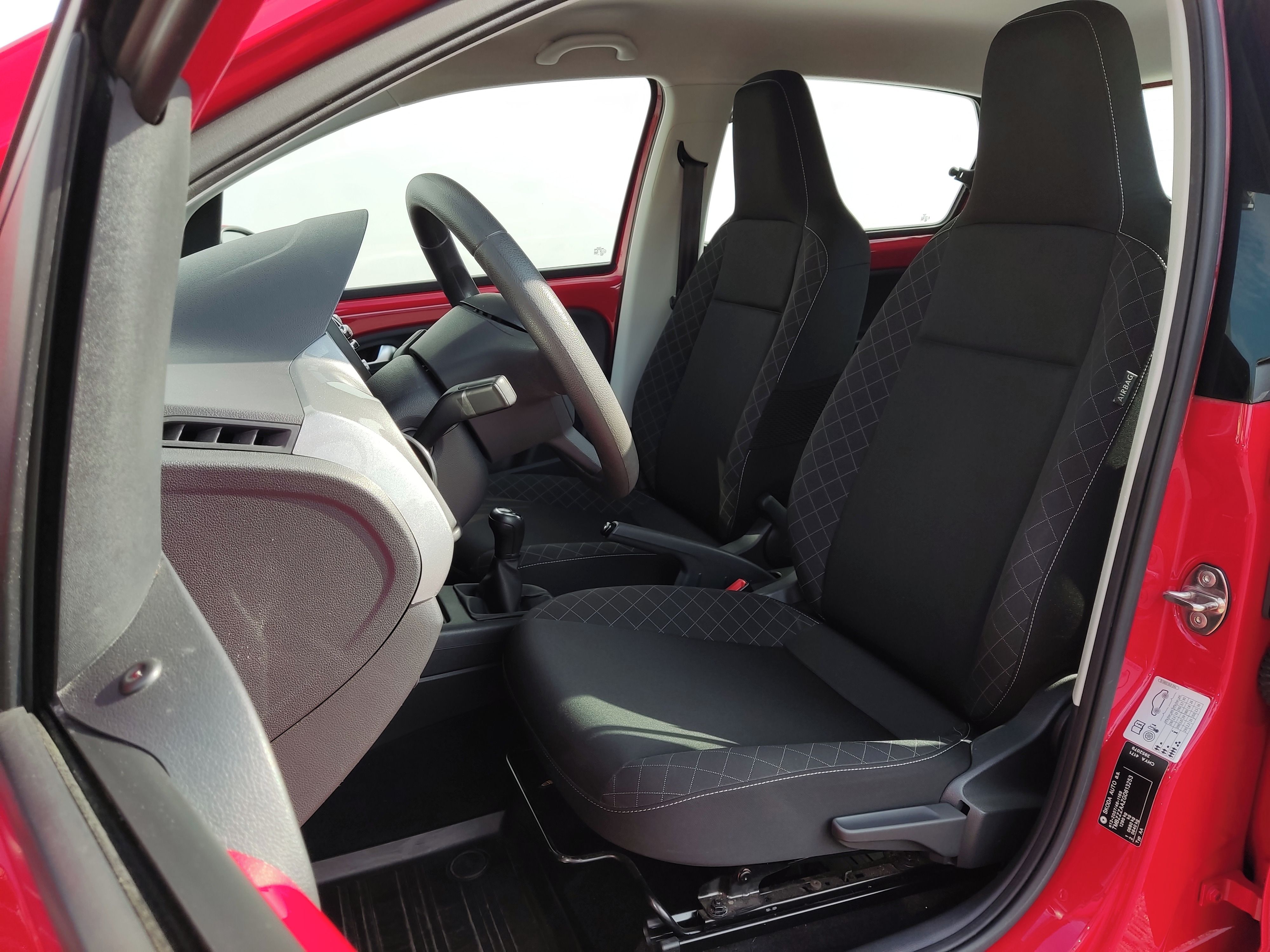 Škoda Citigo, 1.0 MPI 44 kW 5D Style - fotka 6