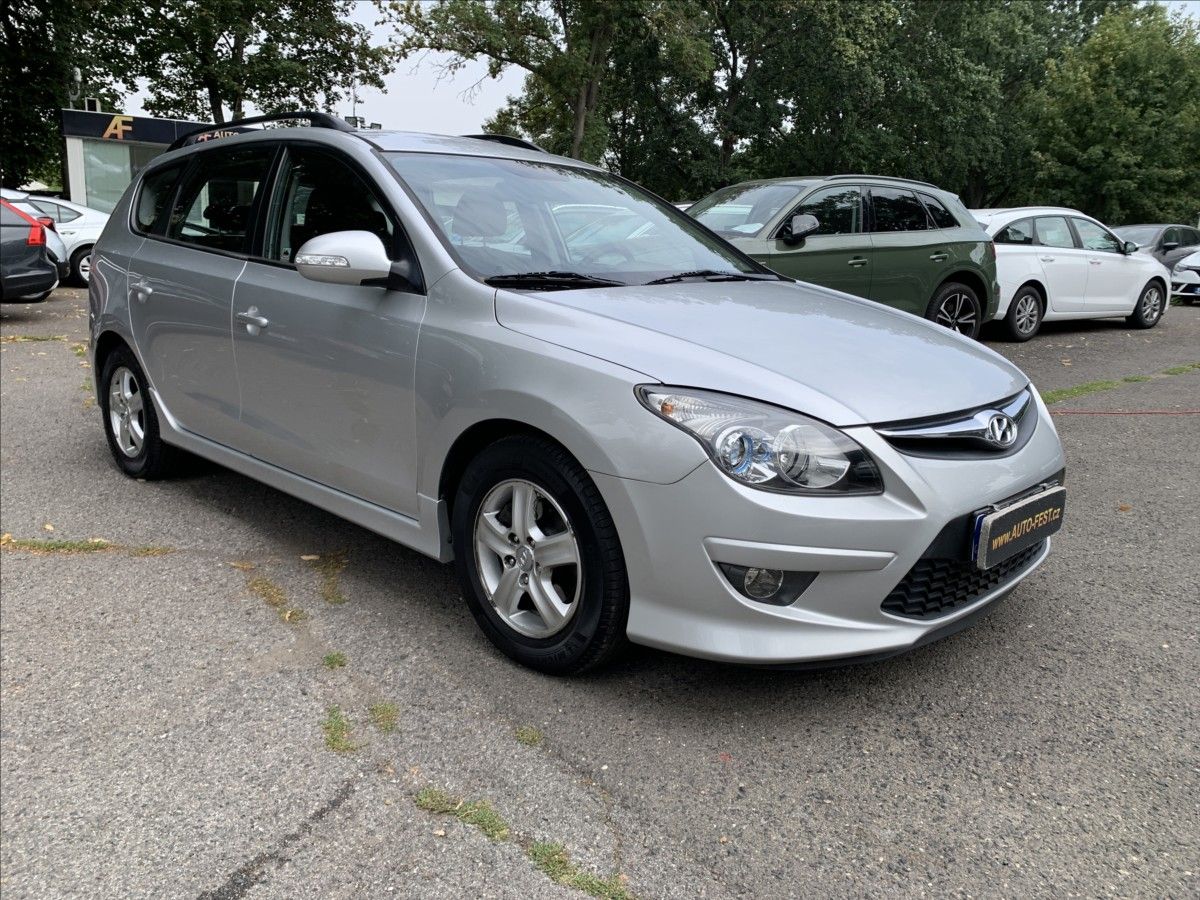 Hyundai i30, 1,6 CRDI ČR - fotka 3