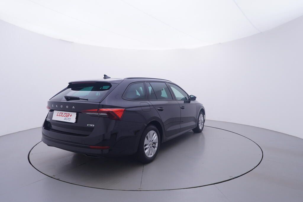 Škoda Octavia, Ambition 1.5 TSI 110 kW - fotka 5