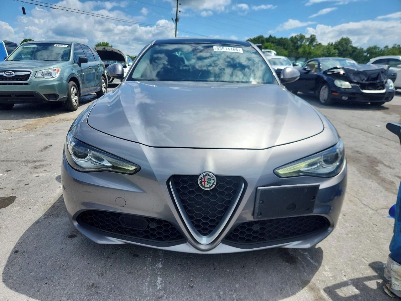 Alfa Romeo Giulia, Auto na cestě - fotka 5