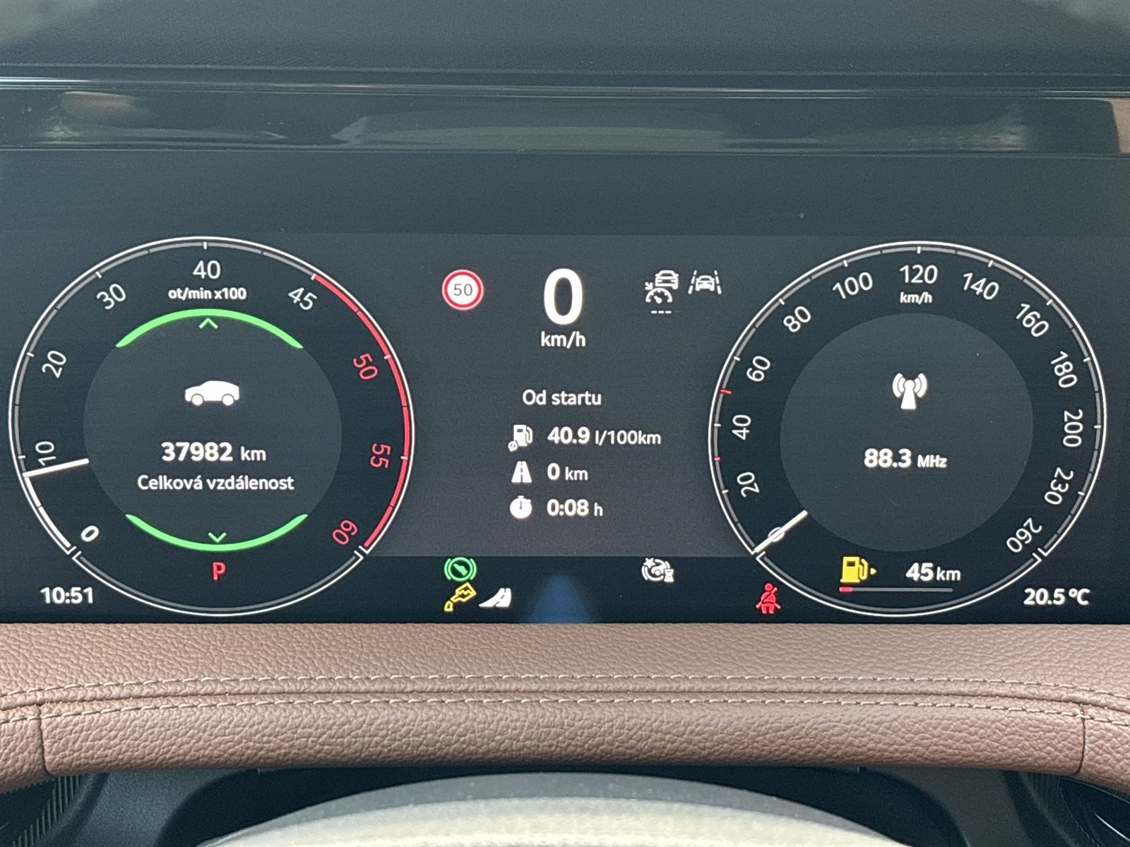 Škoda Superb, 2.0 TDI 4x4 DSG L&K - fotka 6