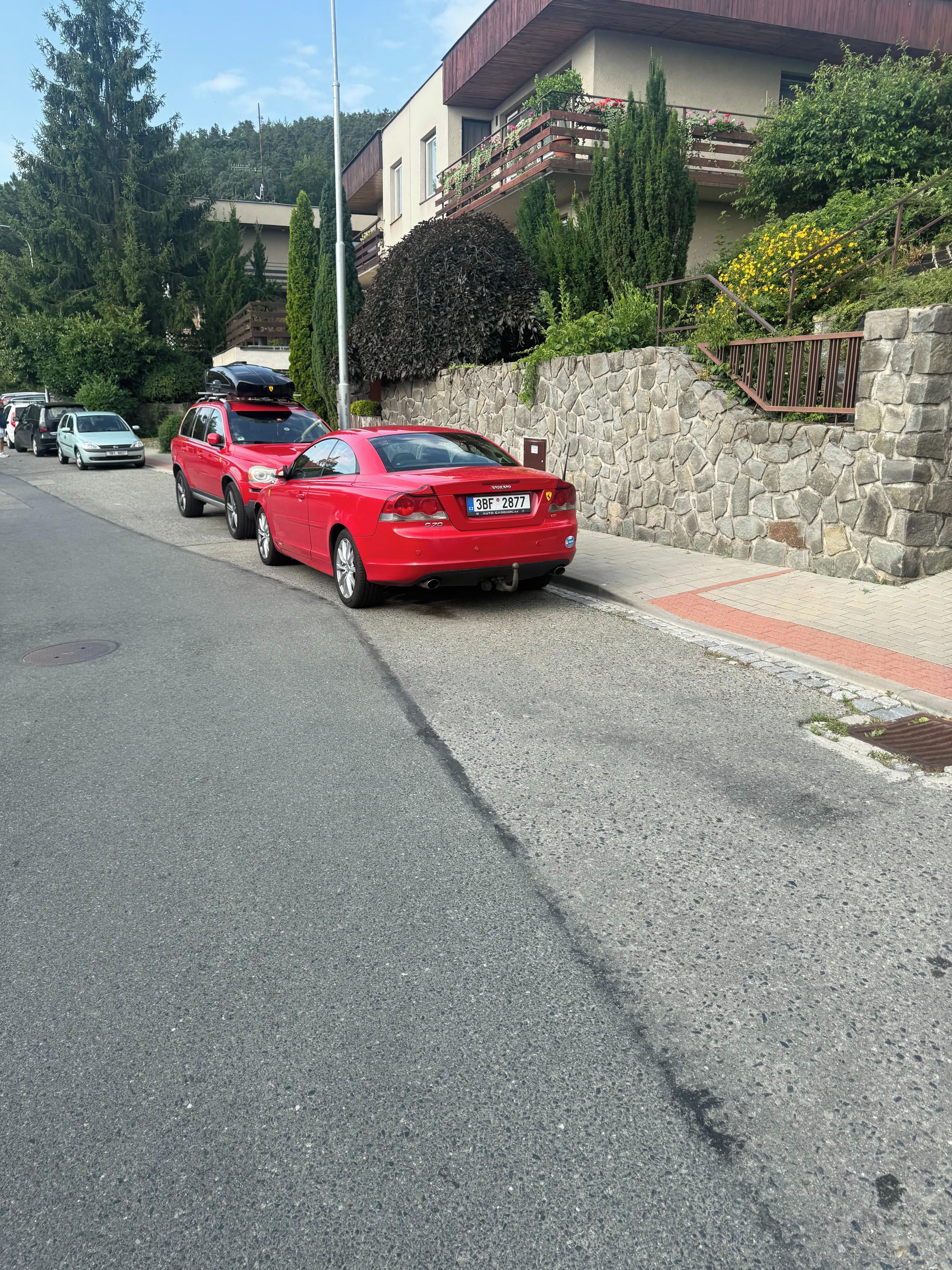 Volvo C70, D5 automat - kupe /kabriolet - fotka 2
