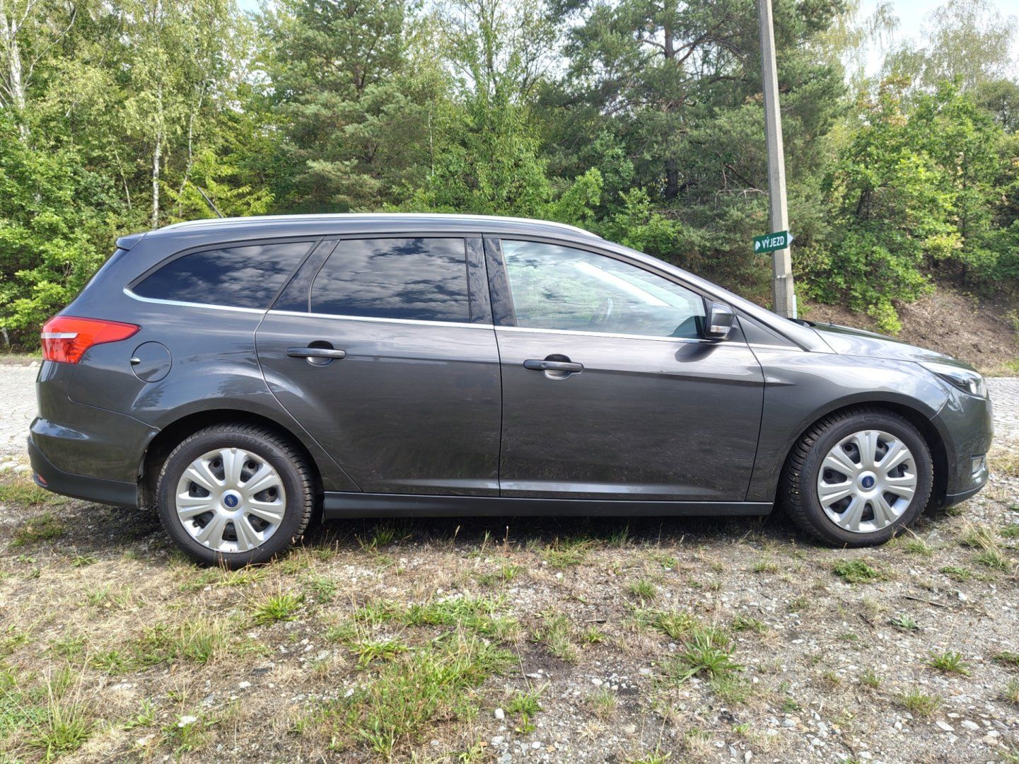 Ford Focus, 1,5 88KW diesel , Titanium - fotka 4