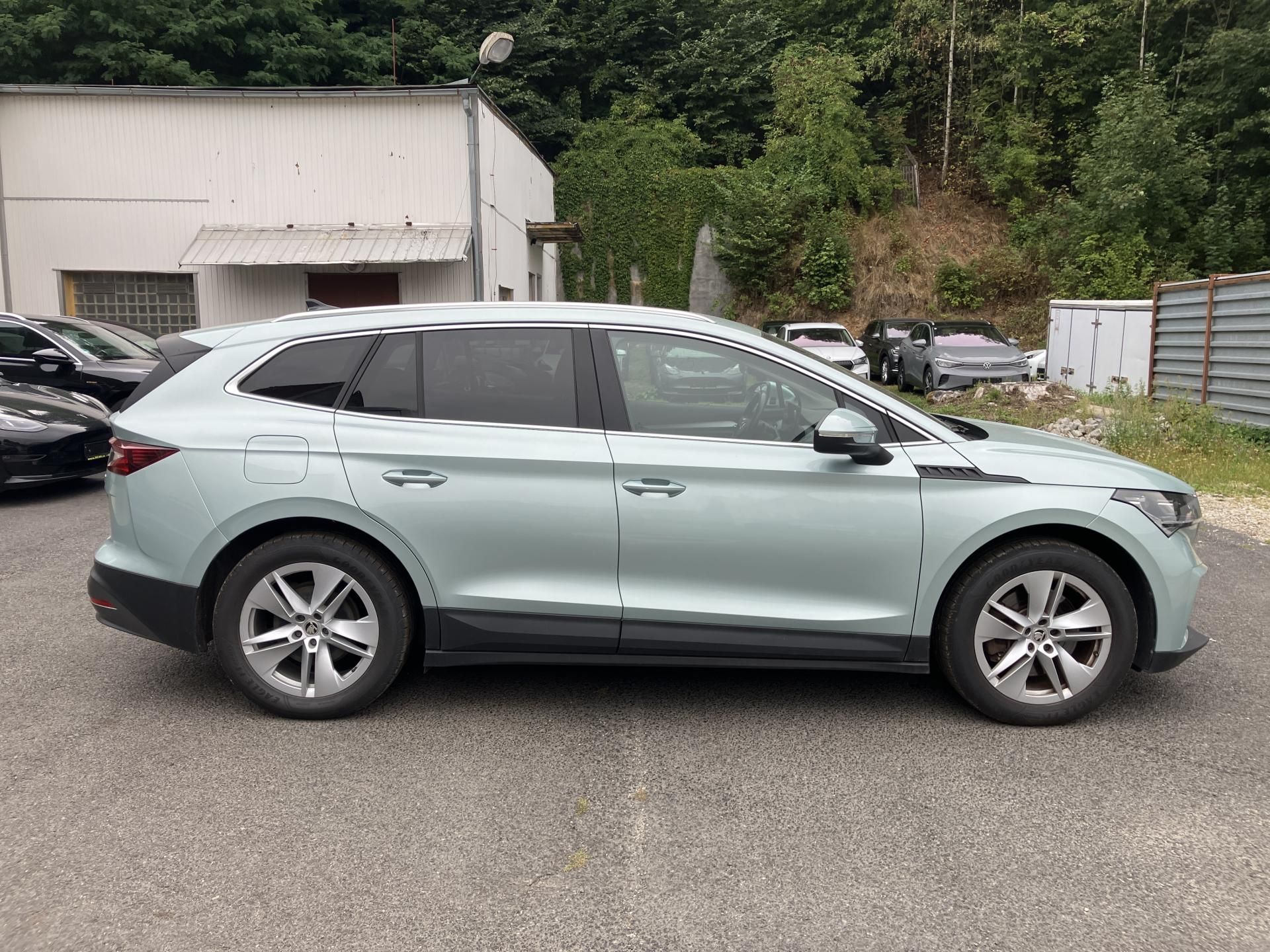 Škoda Enyaq, 150kw, iV80 19ALU SOH 90% - fotka 4