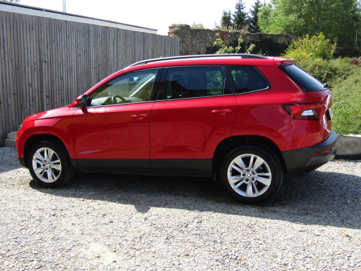 Škoda Karoq, 1.6 TDI 85kW DSG TOP QUALITY - fotka 4