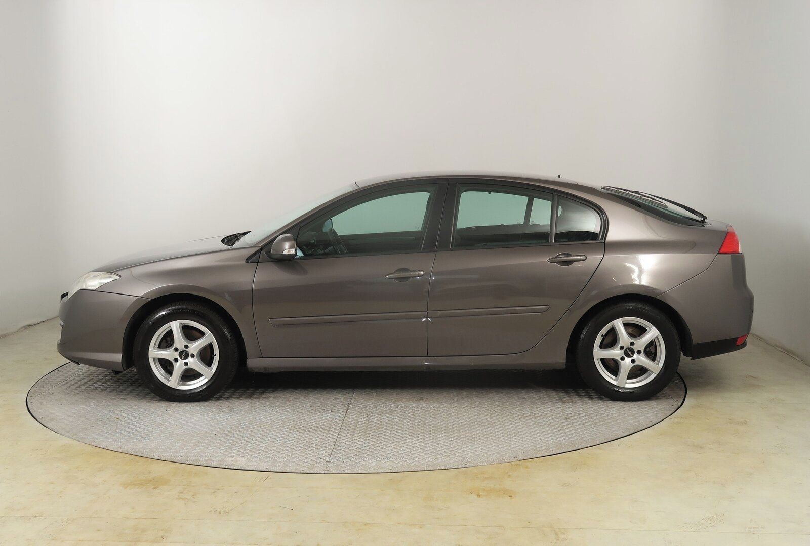 Renault Laguna, 2.0 16V, LPG, po STK, Tažné - fotka 3