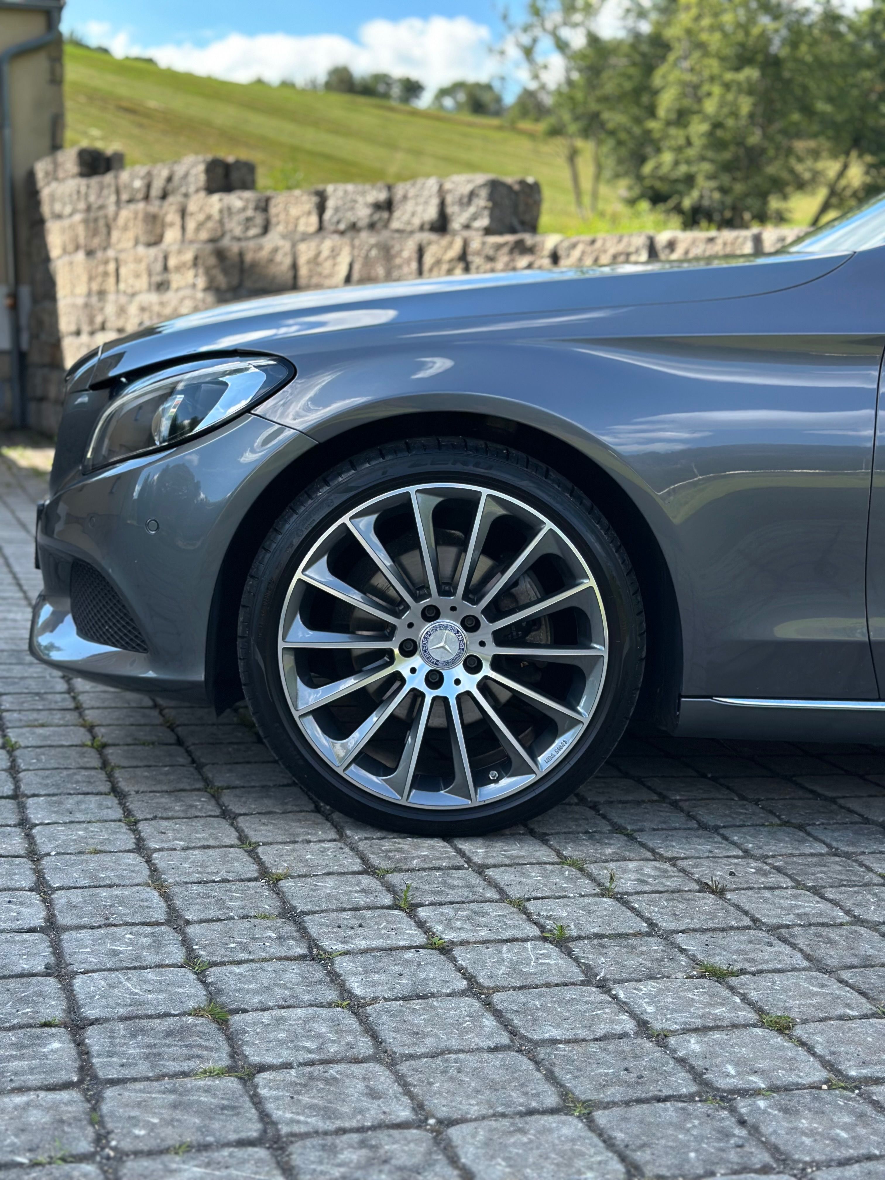 Mercedes-Benz Třídy C, Mercedes-Benz C220d S205 - fotka 4