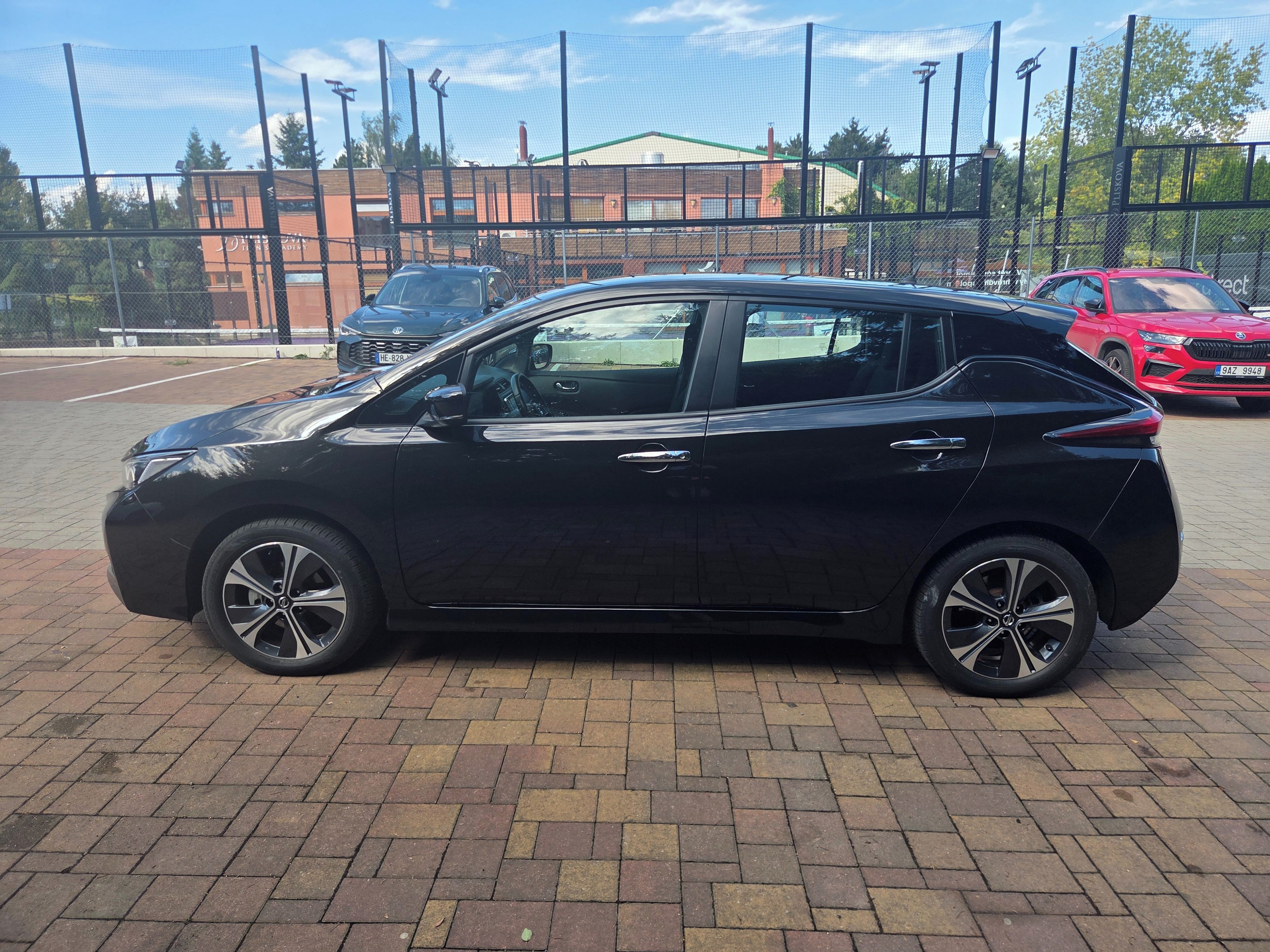 Nissan LEAF, ACCENTA 160kw,62kwh, - fotka 3
