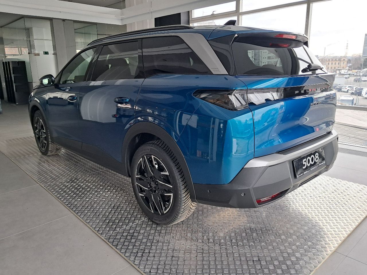 Peugeot 5008, ALLURE Hybrid 145 e-DCS6 - 7 m - fotka 6