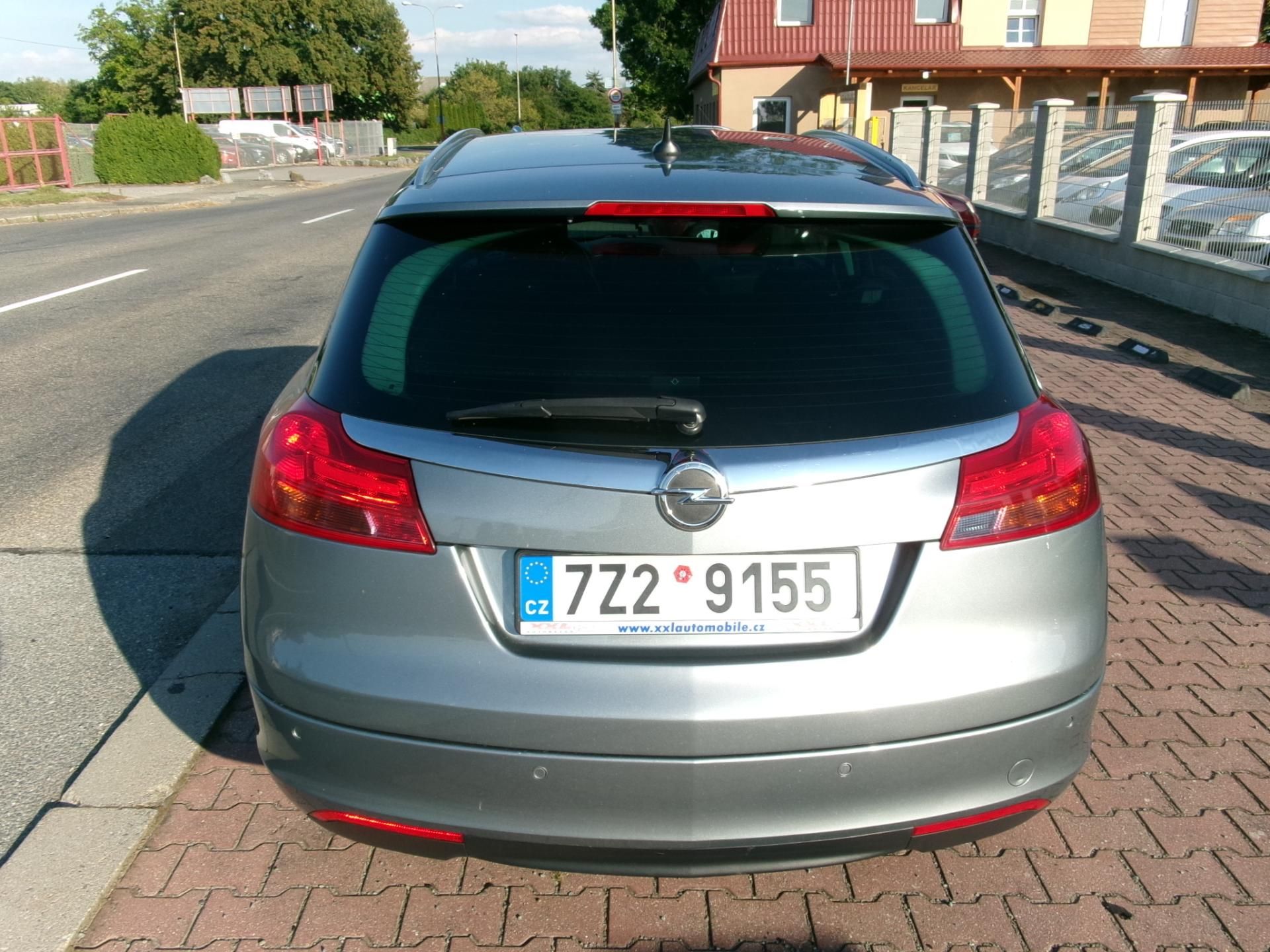 Opel Insignia, 2,0CDTi AC NAVI TEMP AUT - fotka 5