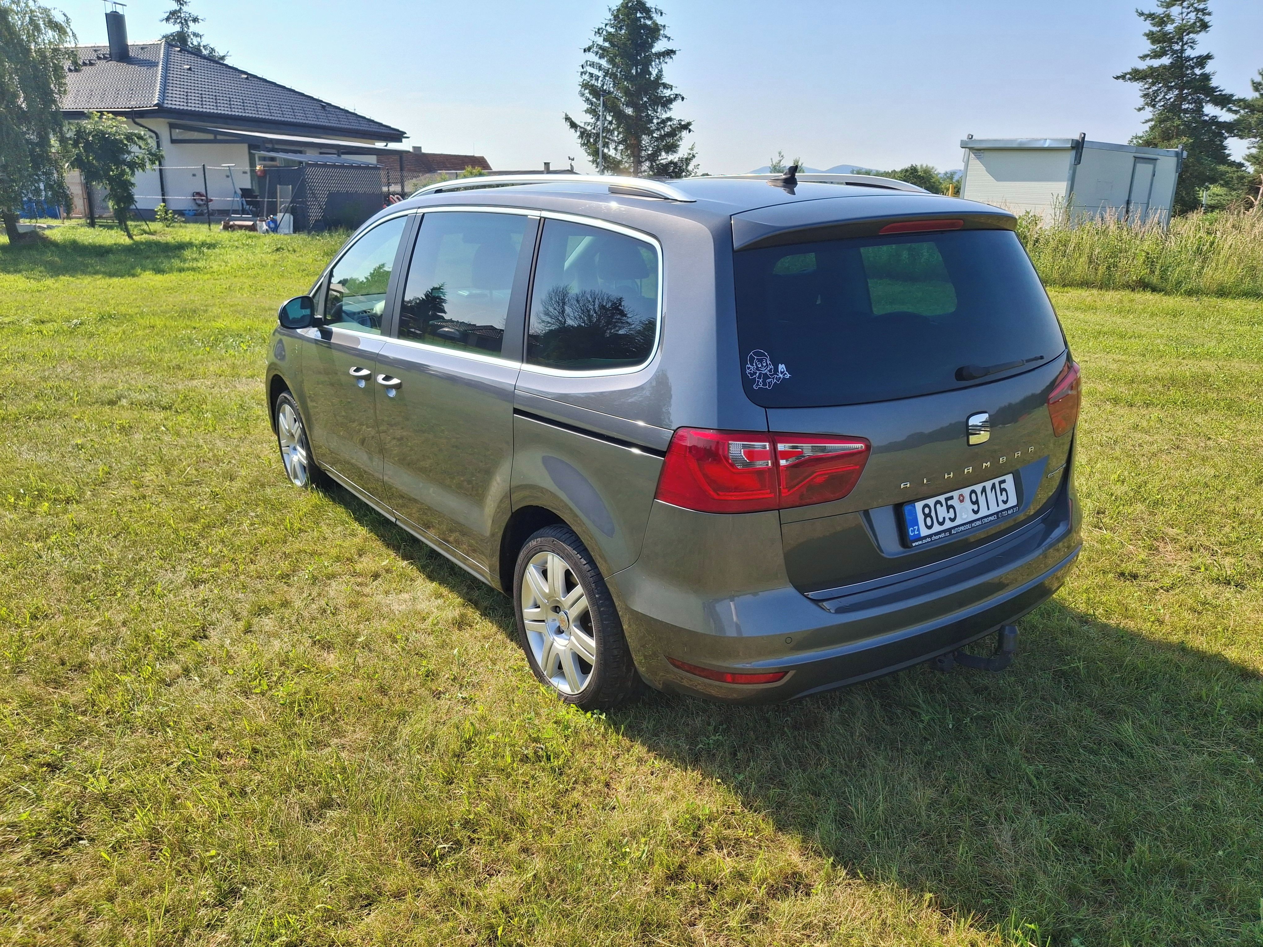 Seat Alhambra - fotka 4