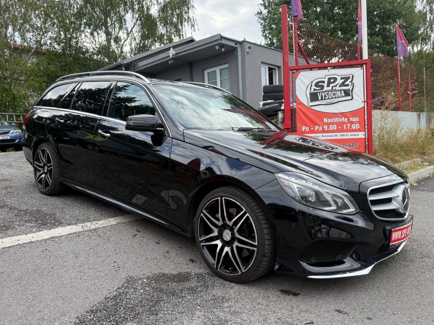 Mercedes-Benz Třídy E, E350CDi 4Matic Designo - fotka 3