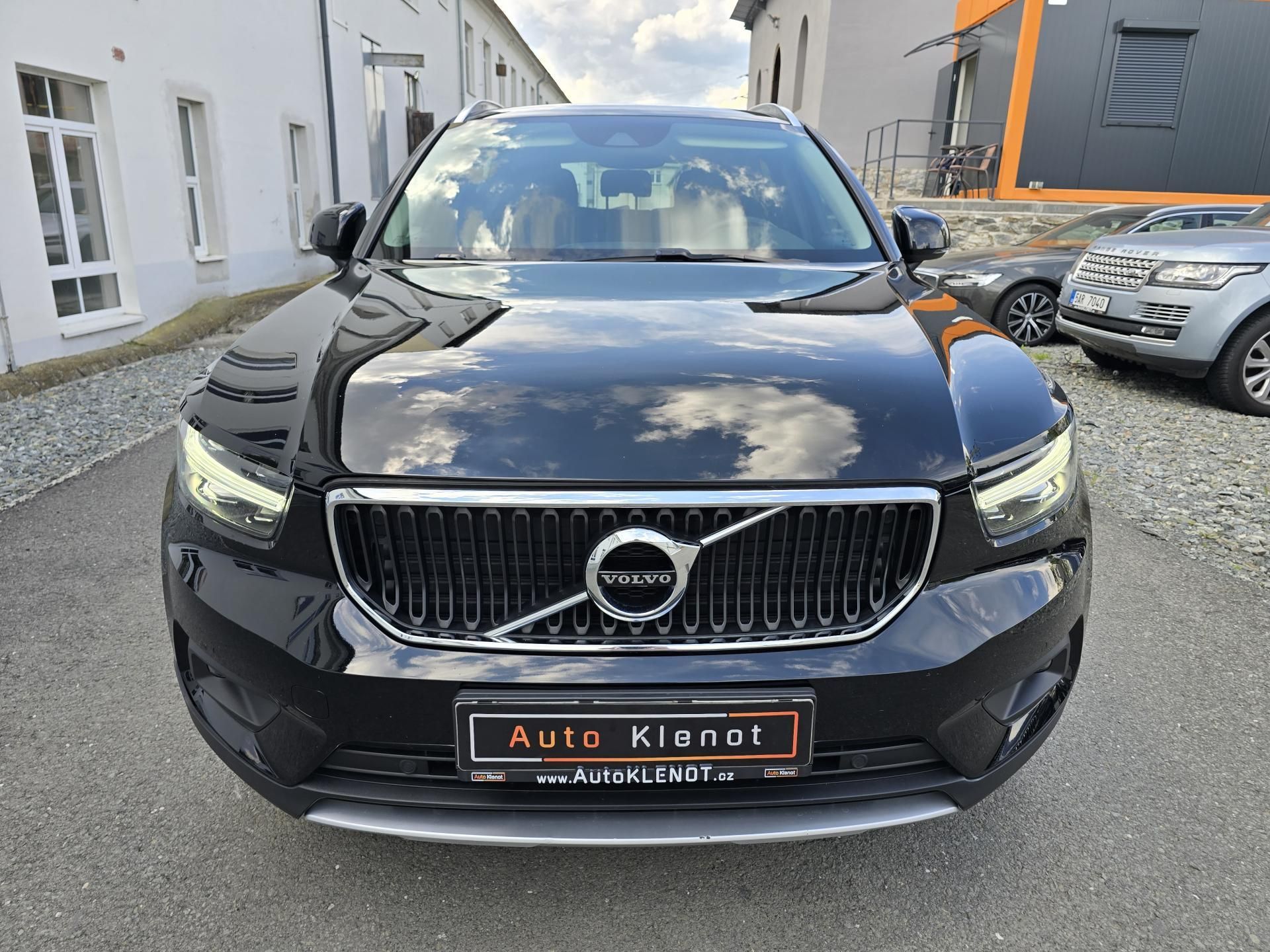 Volvo XC40, 120kW T3 AUTOMAT LED KAMER DPH - fotka 3