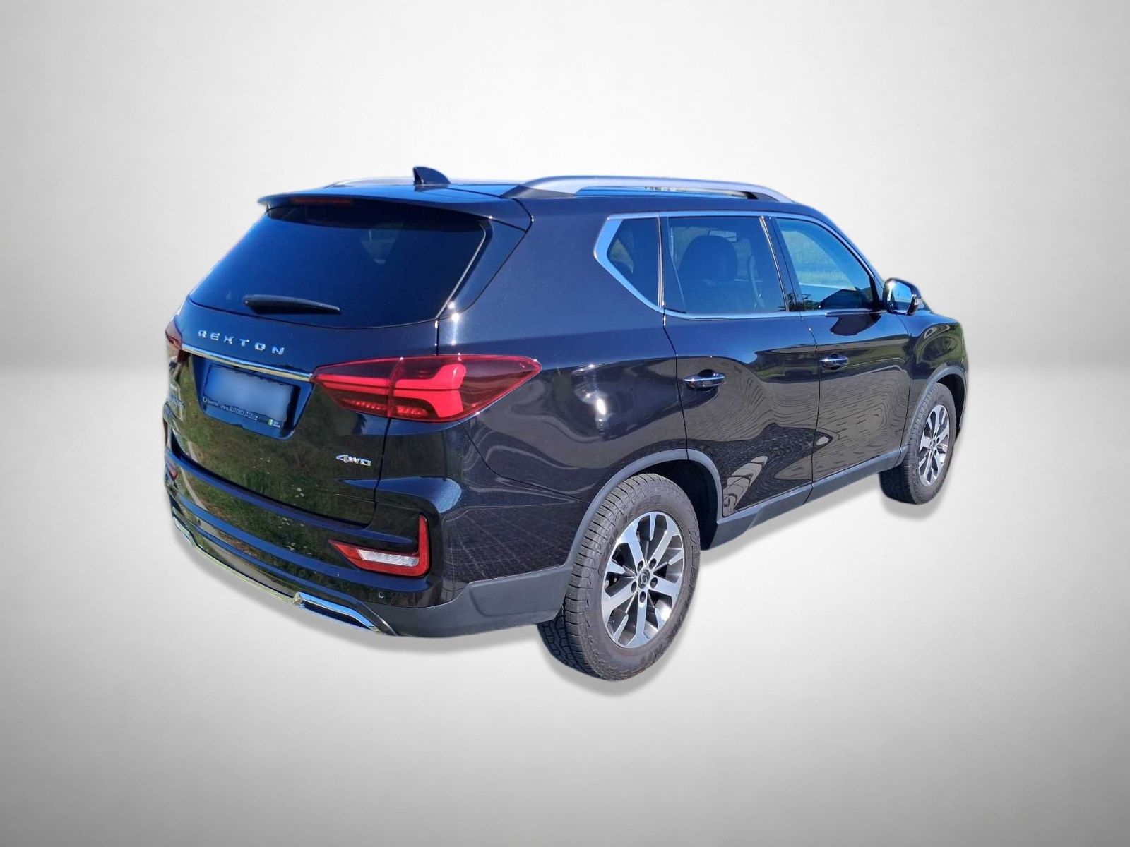 SsangYong Rexton, 2.2 Diesel, 4X4, Automat - fotka 2