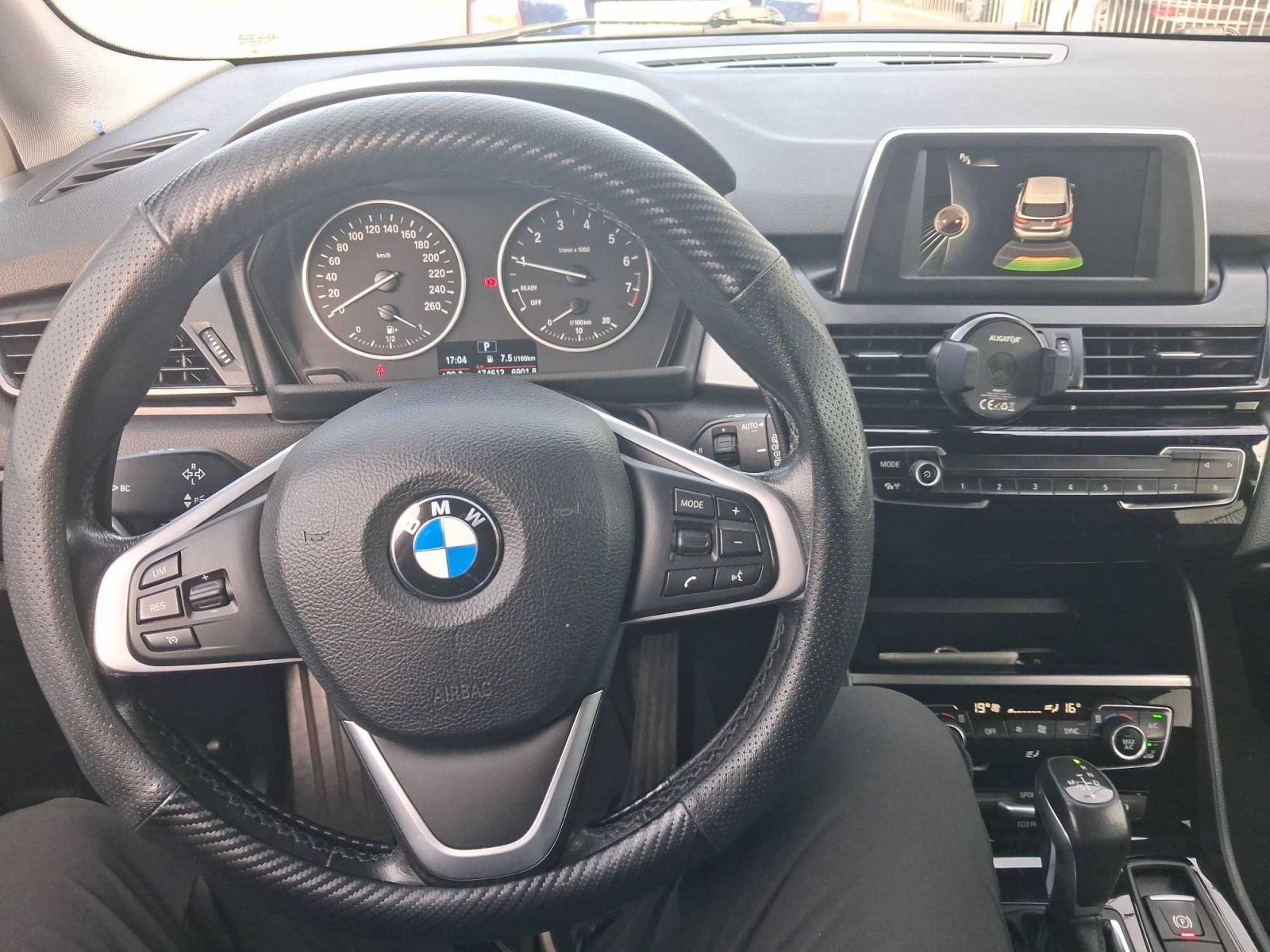 BMW Řada 2, 218i Active Tourer, Automat - fotka 3