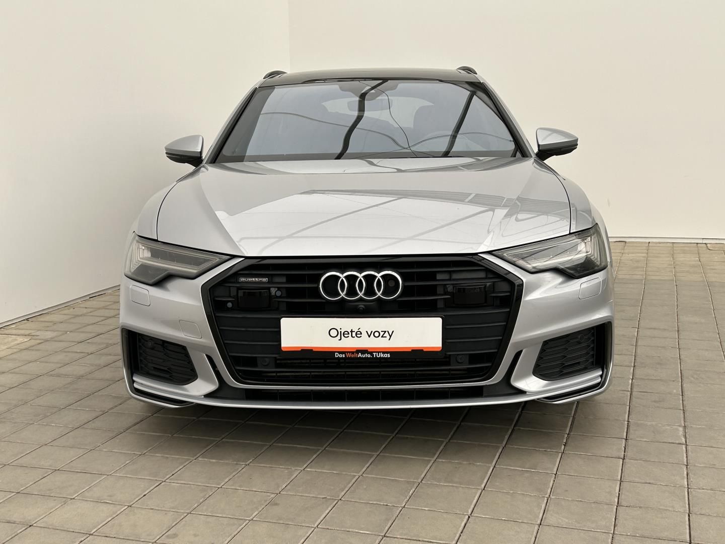 Audi A6 Avant, 3.055 TFSI 250kW 4x4  S-Line - fotka 4