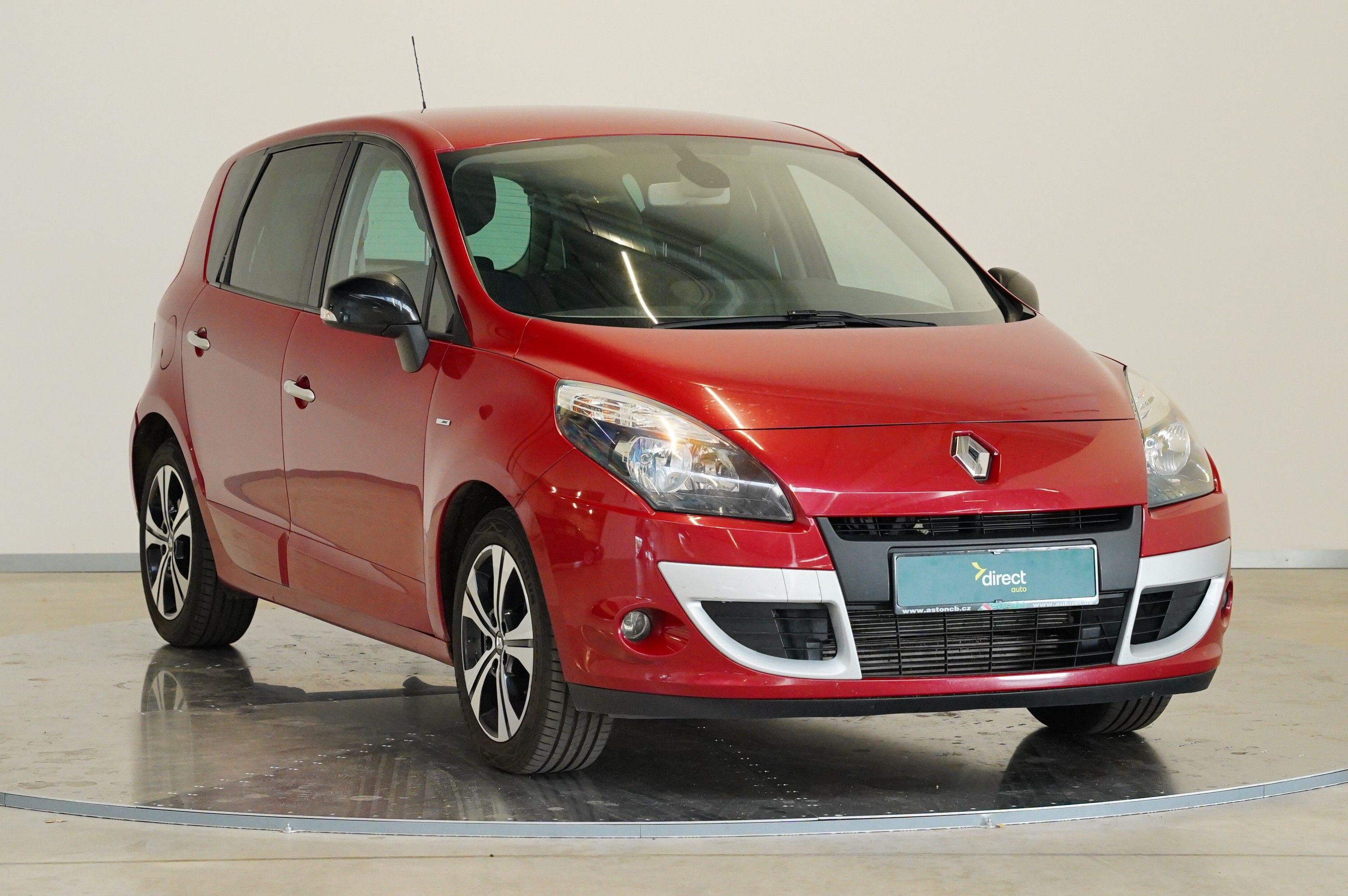 Renault Scénic, 1.9 dCi 96Kw Bose Edition - fotka 2