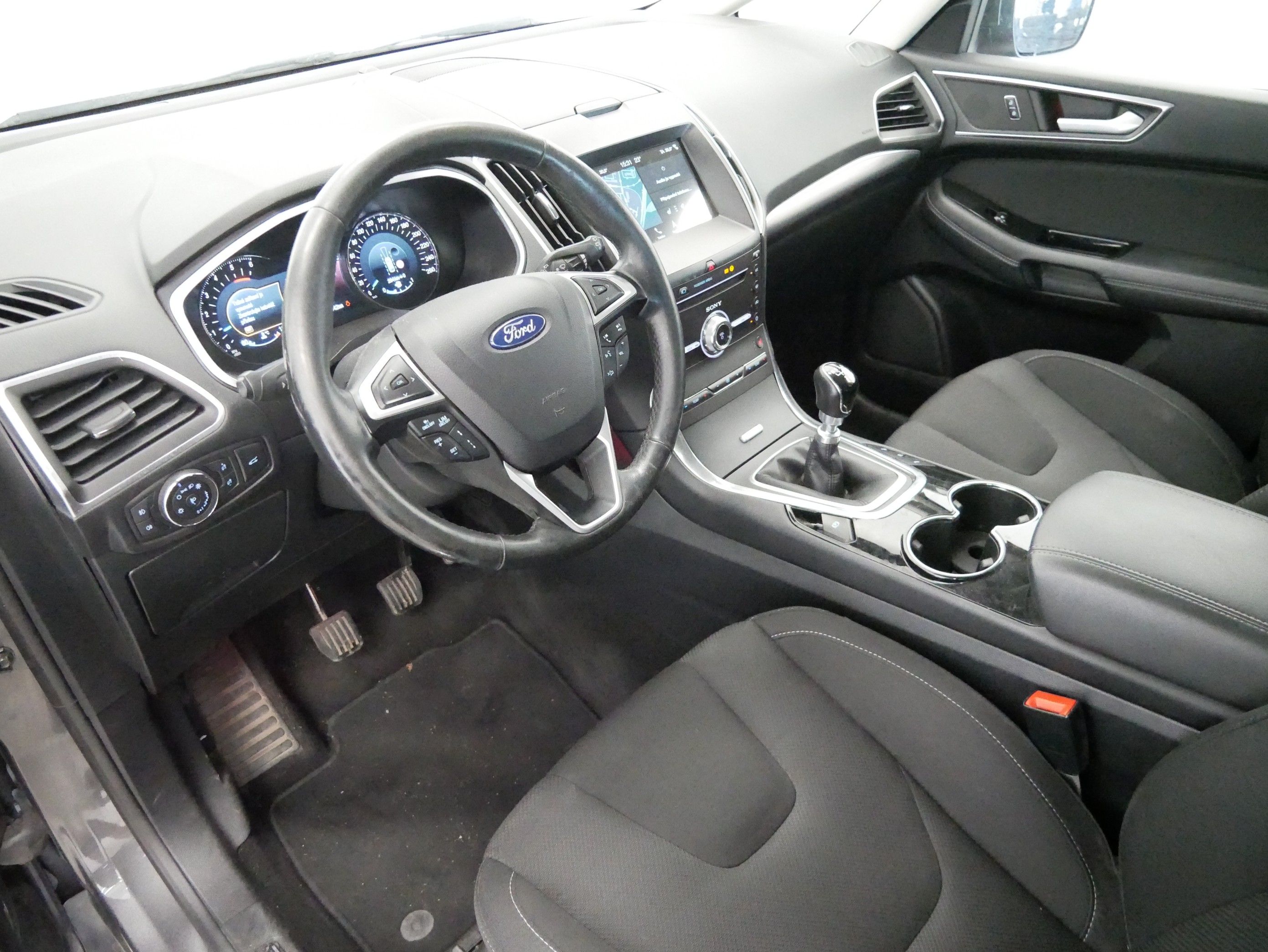 Ford S-MAX, Ford S-Max 2,0 TDCi 110kW - fotka 5