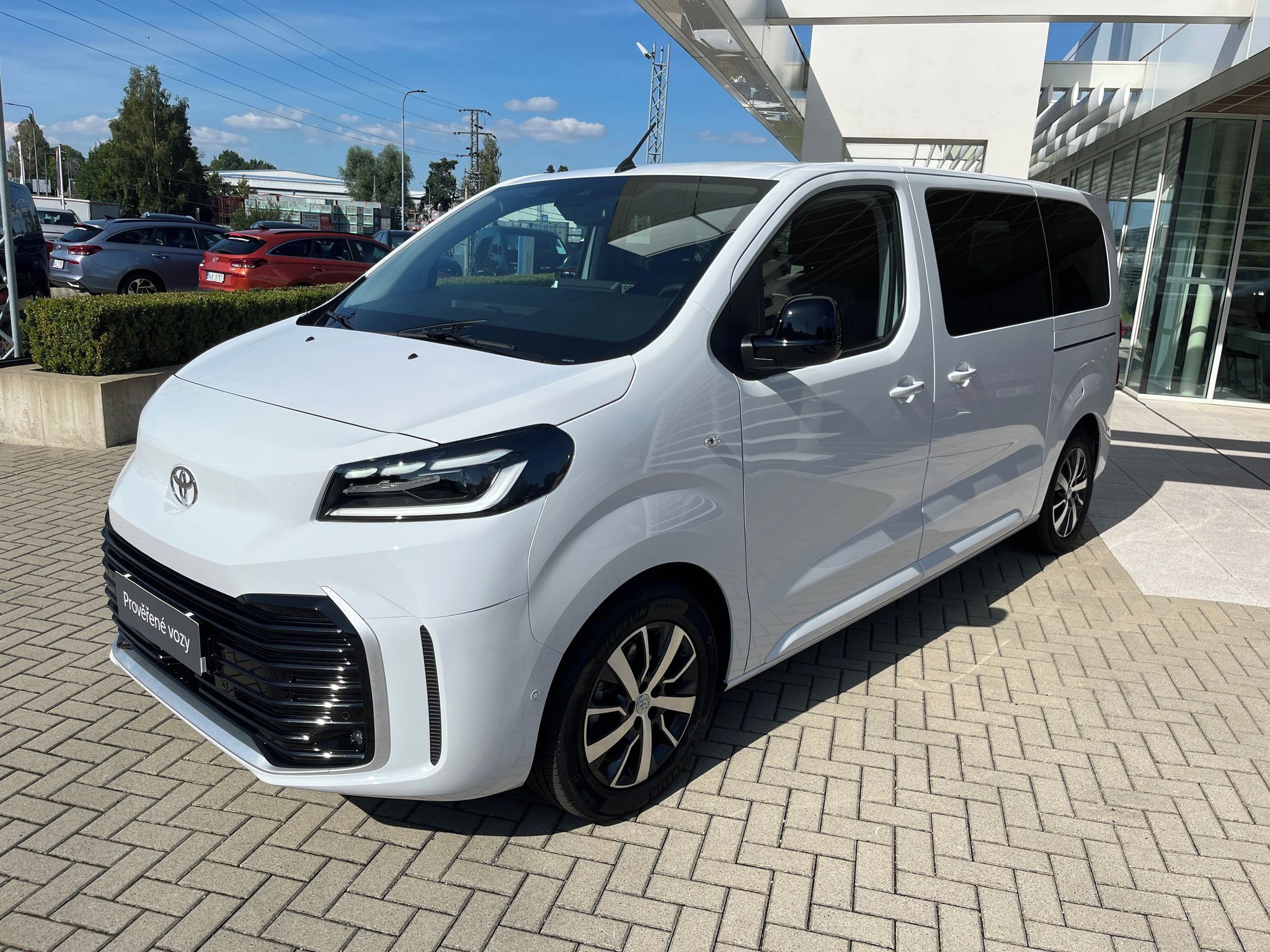 Toyota Proace Verso, 2.0D 144k L1 Family Webasto 8S - fotka 2
