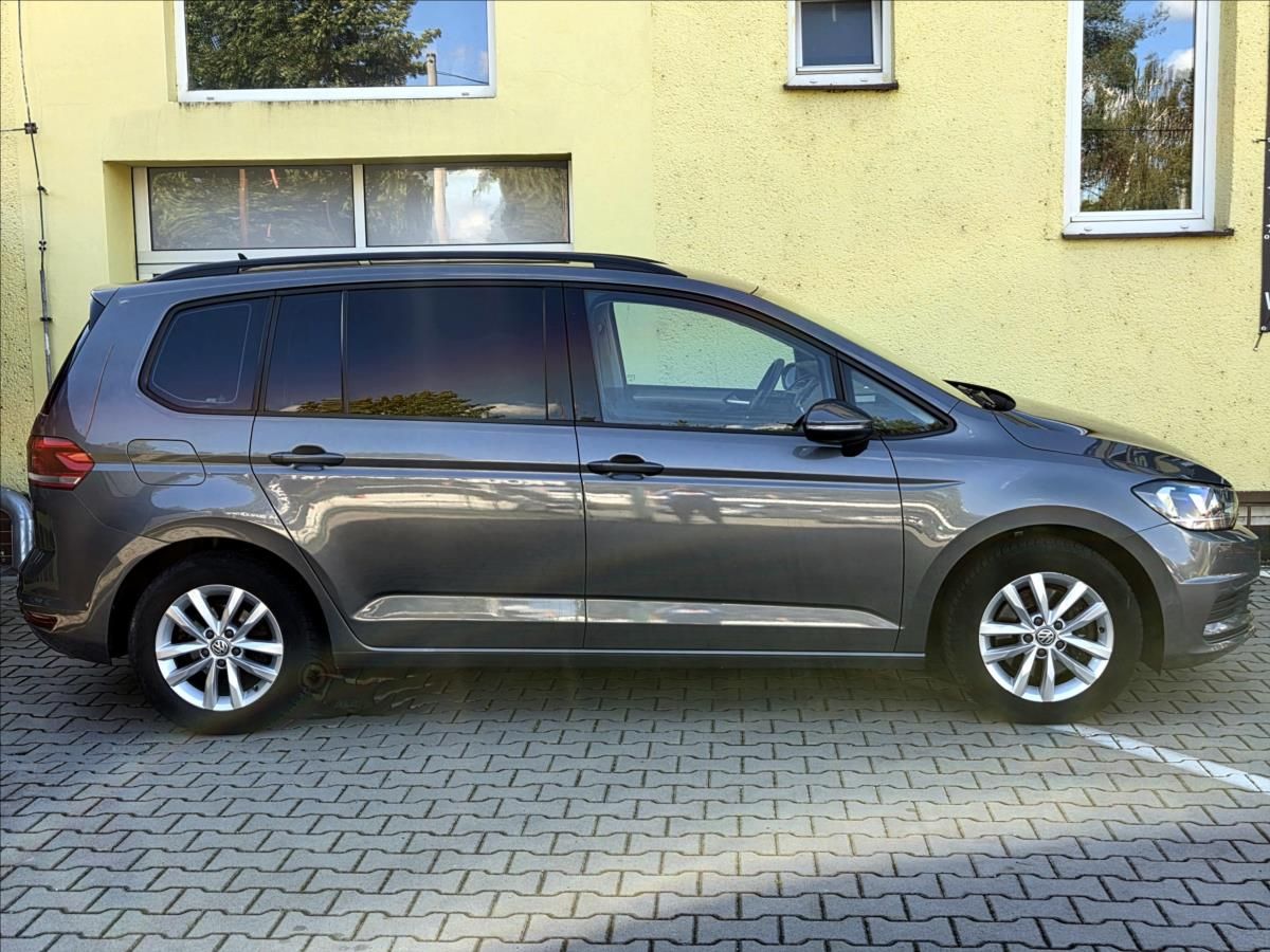 Volkswagen Touran, 1,2 TSi, 7míst, CEBIA - fotka 5