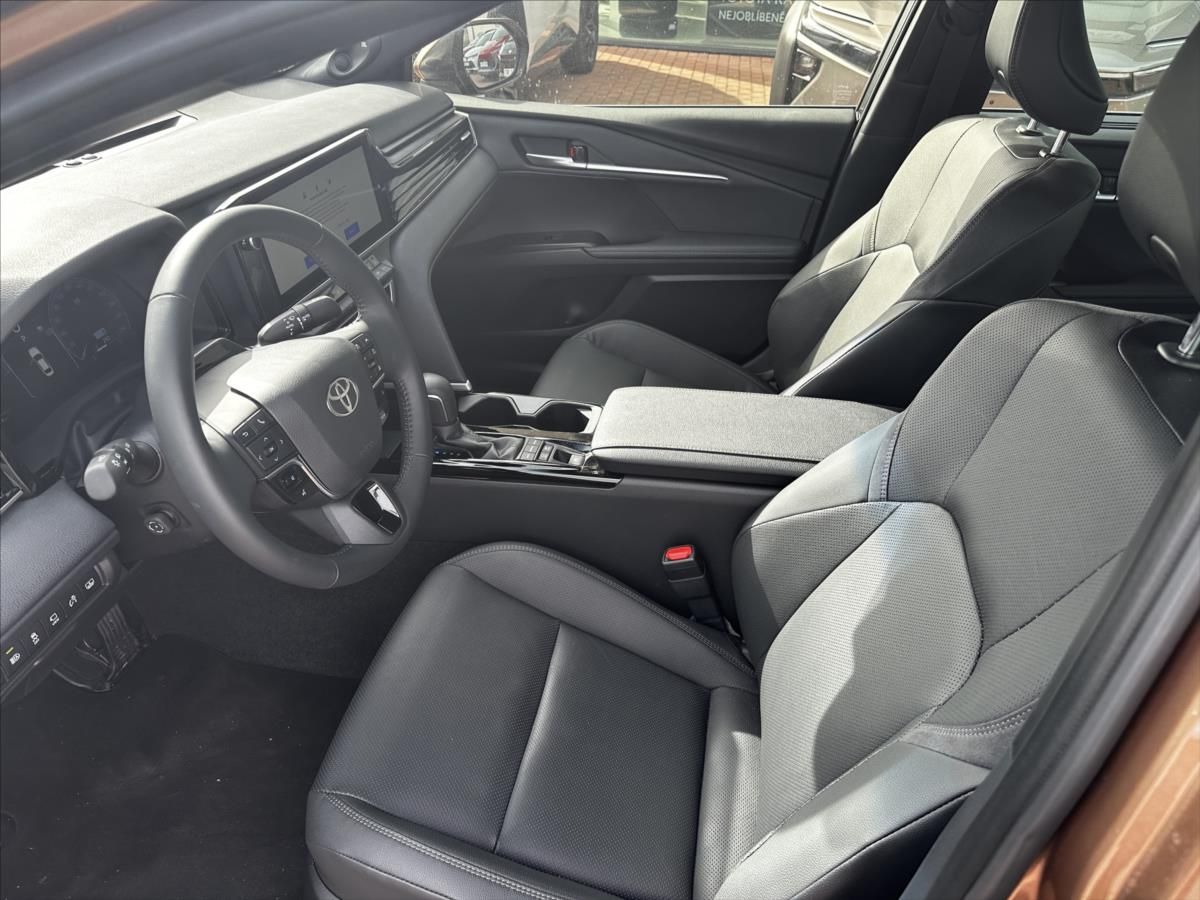 Toyota Camry, 2,5 Executive - fotka 6