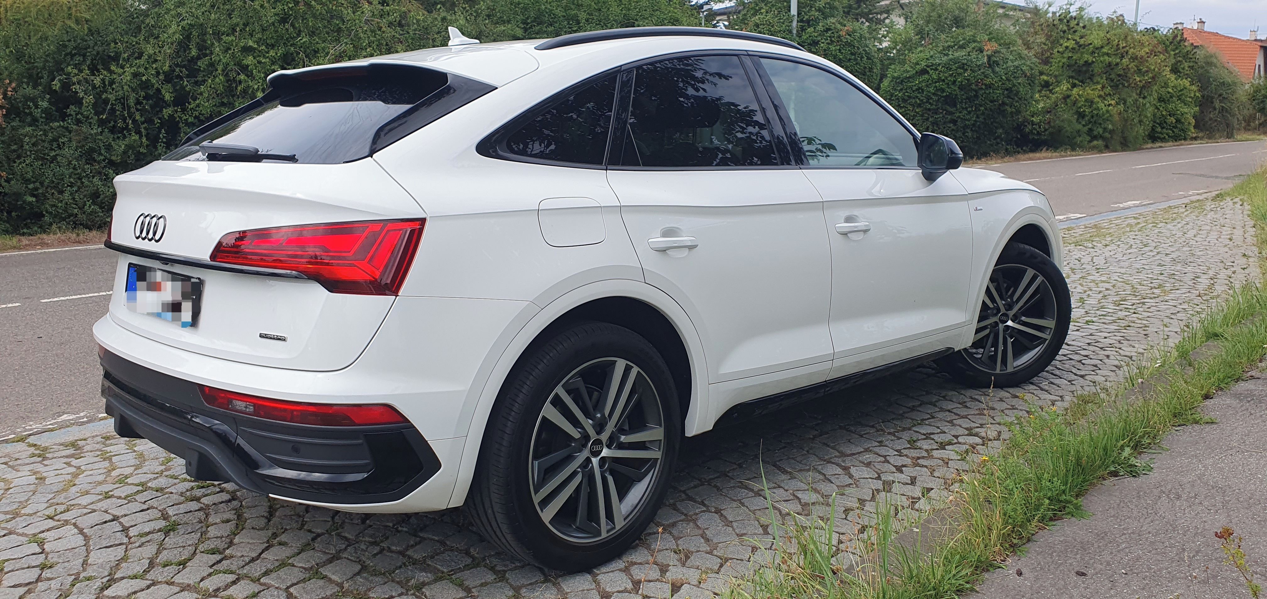 Audi Q5, 40TDI 4X4 150kW/S-LINE/DPH/ČR - fotka 5