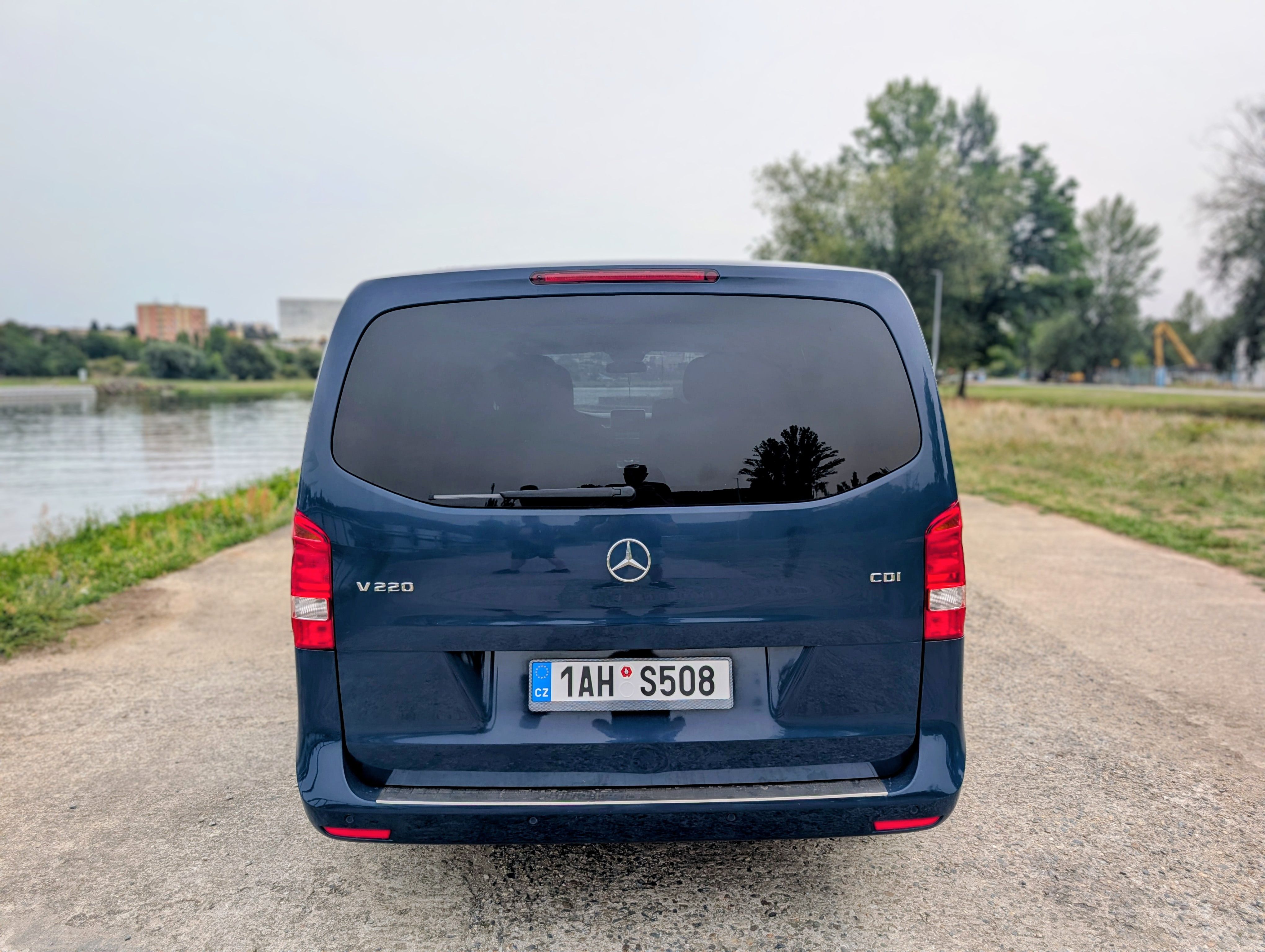 Mercedes-Benz Třídy V, 220d, 2.maj, ČR, krásný stav - fotka 5