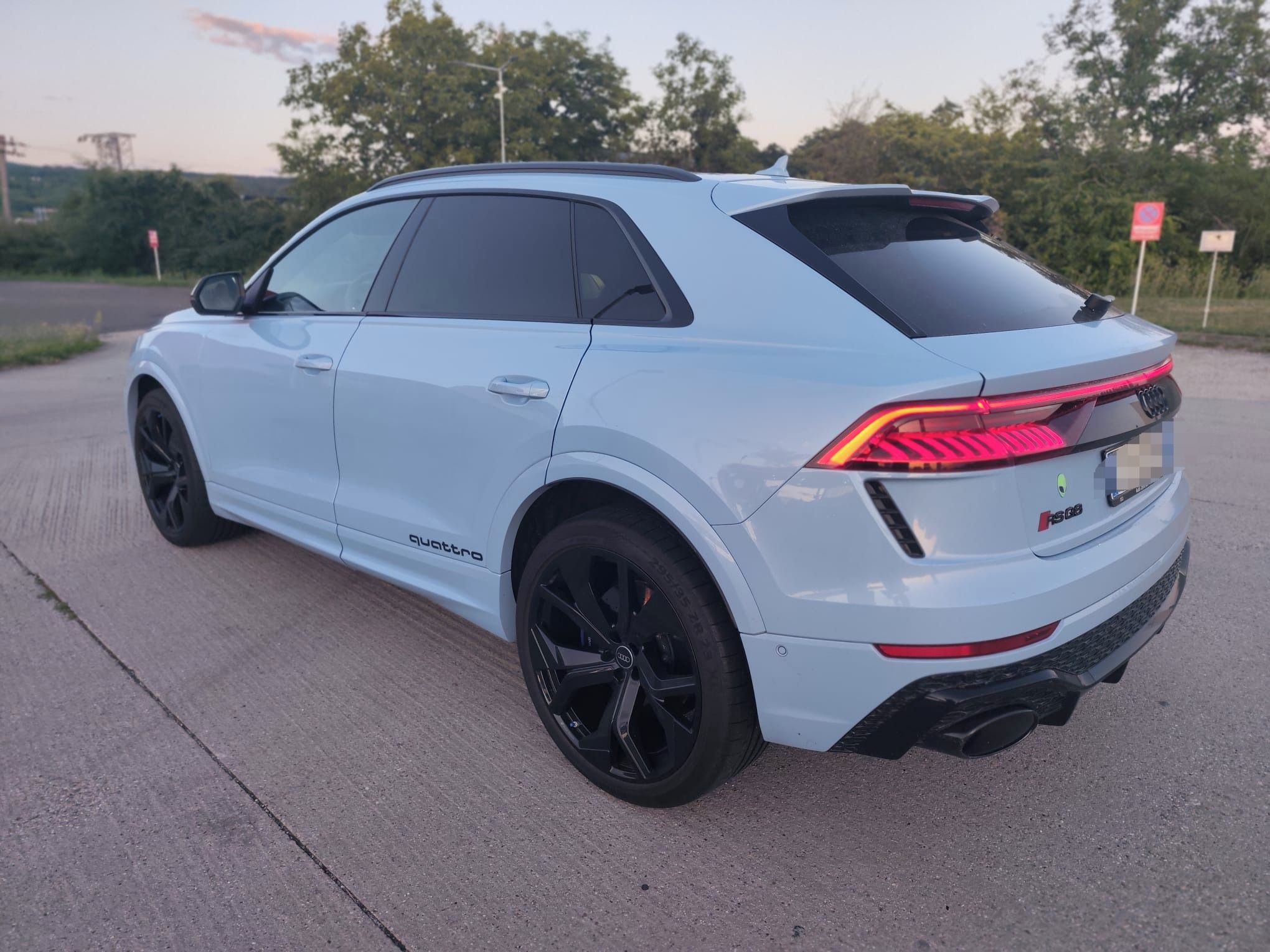 Audi Q8, EXCLUSIVE KERAMICKE BRZDY - fotka 2