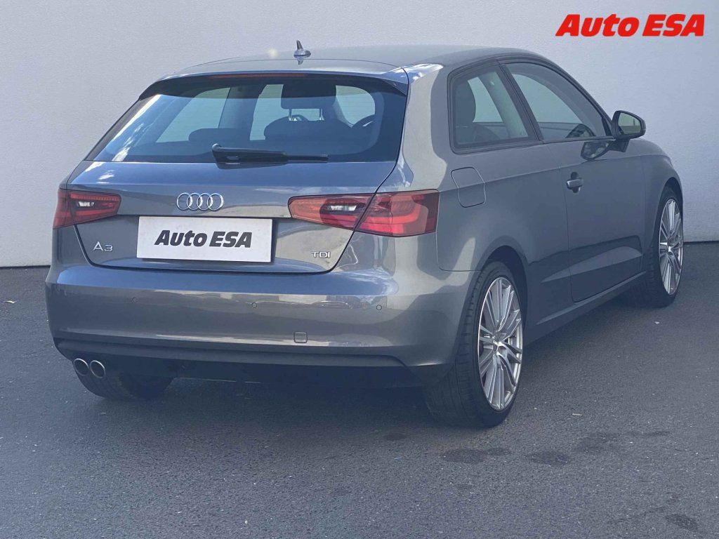 Audi A3, 2.0 TDi,Ambition - fotka 4