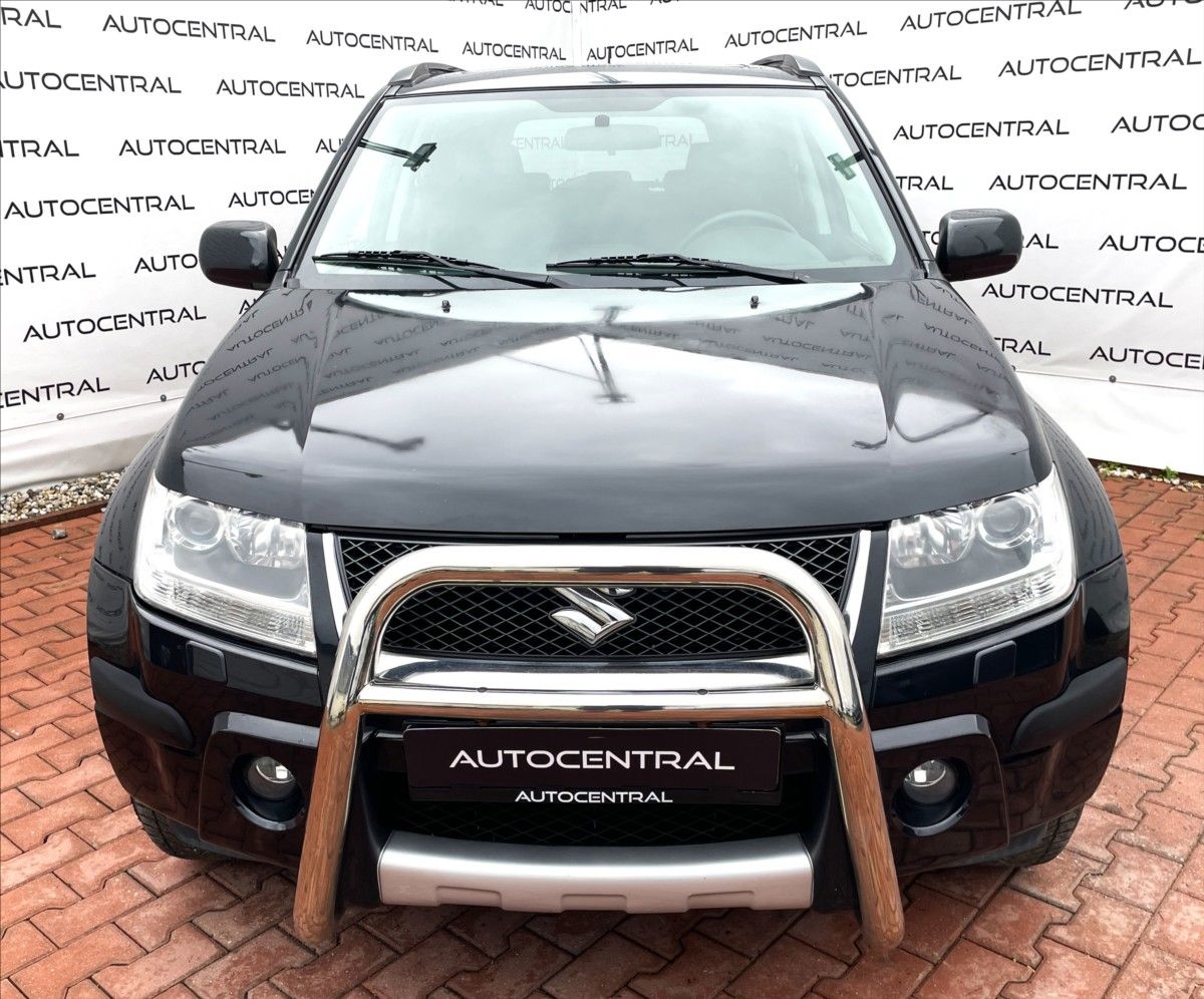 Suzuki Grand Vitara, 2,0 i,103kW,4x4 - fotka 2
