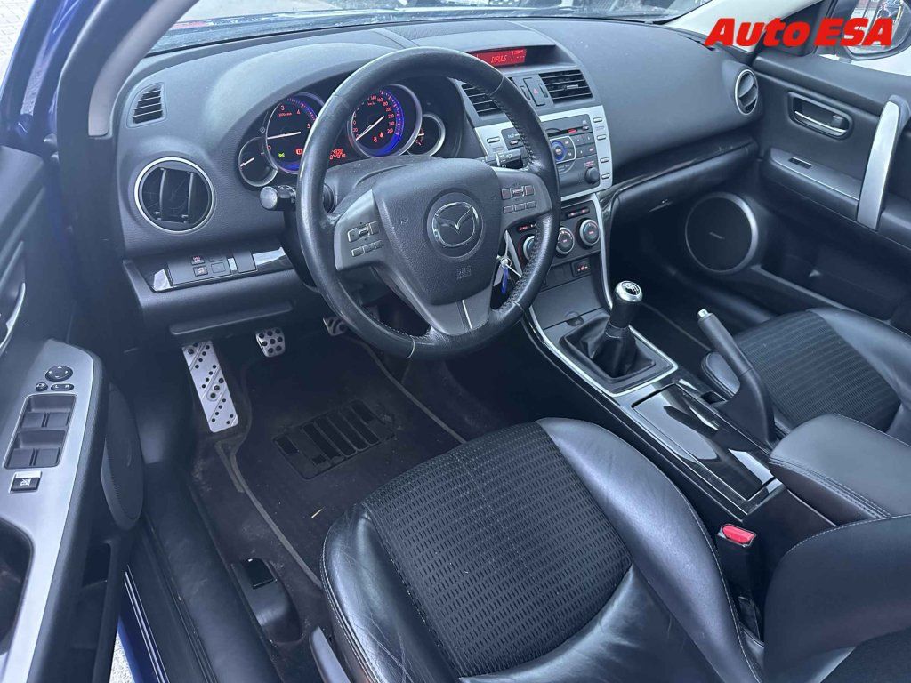 Mazda 6, 2.0 D - fotka 3